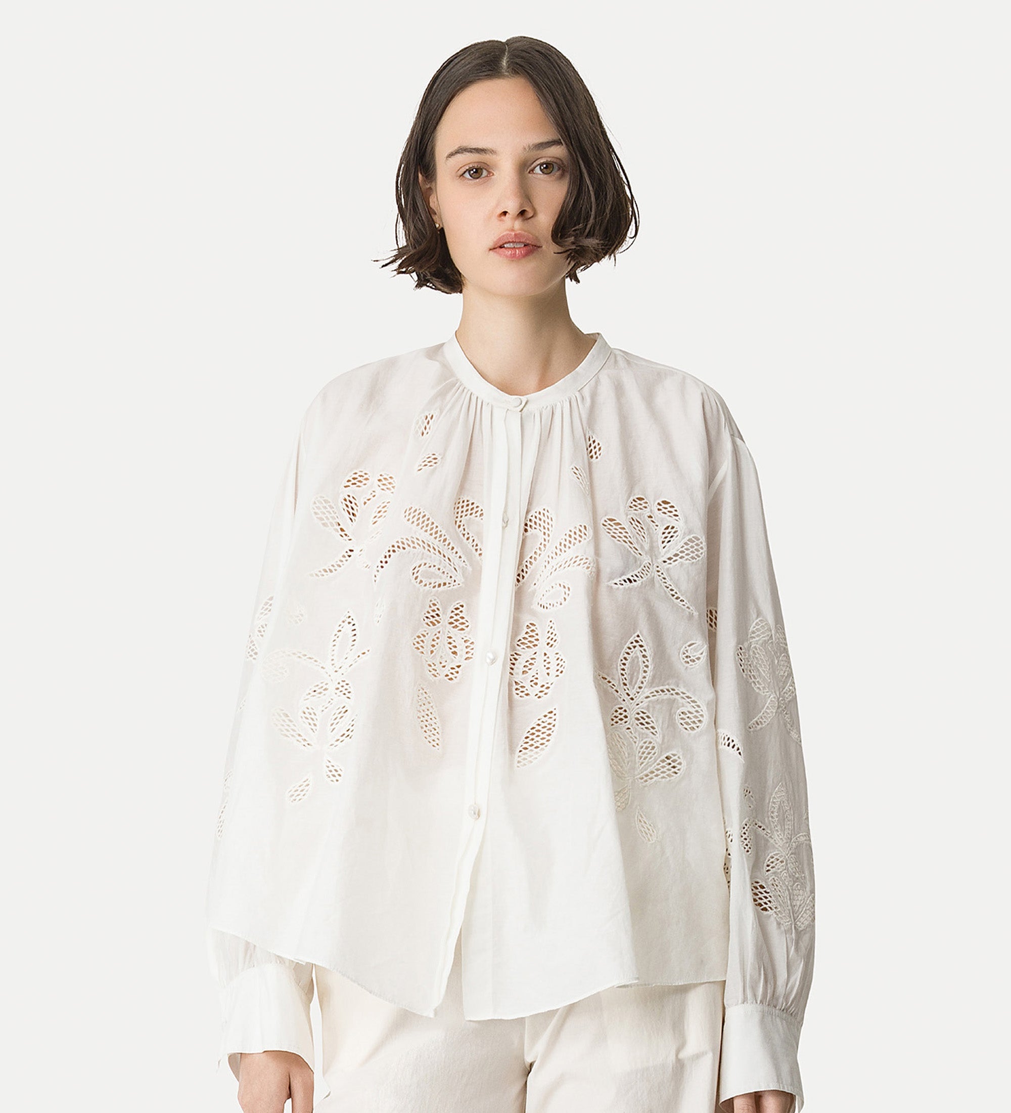 bohemian voile shirt with “lunamaris” embroidery white