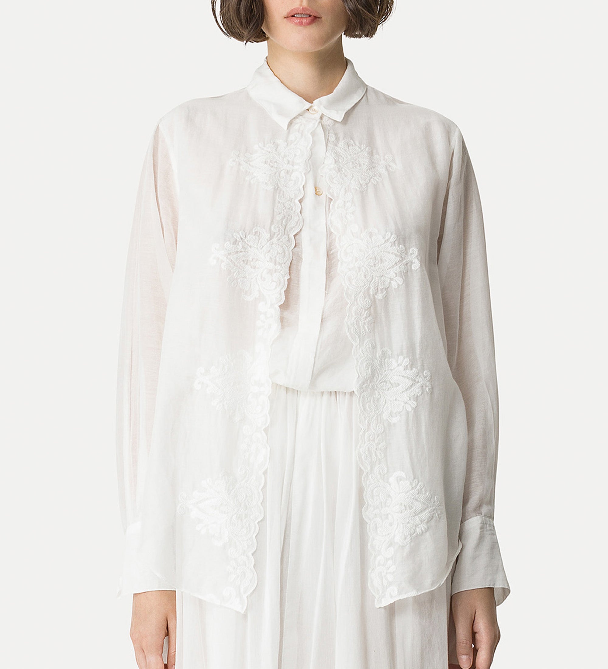 men’s—style shirt in embroidered voile white