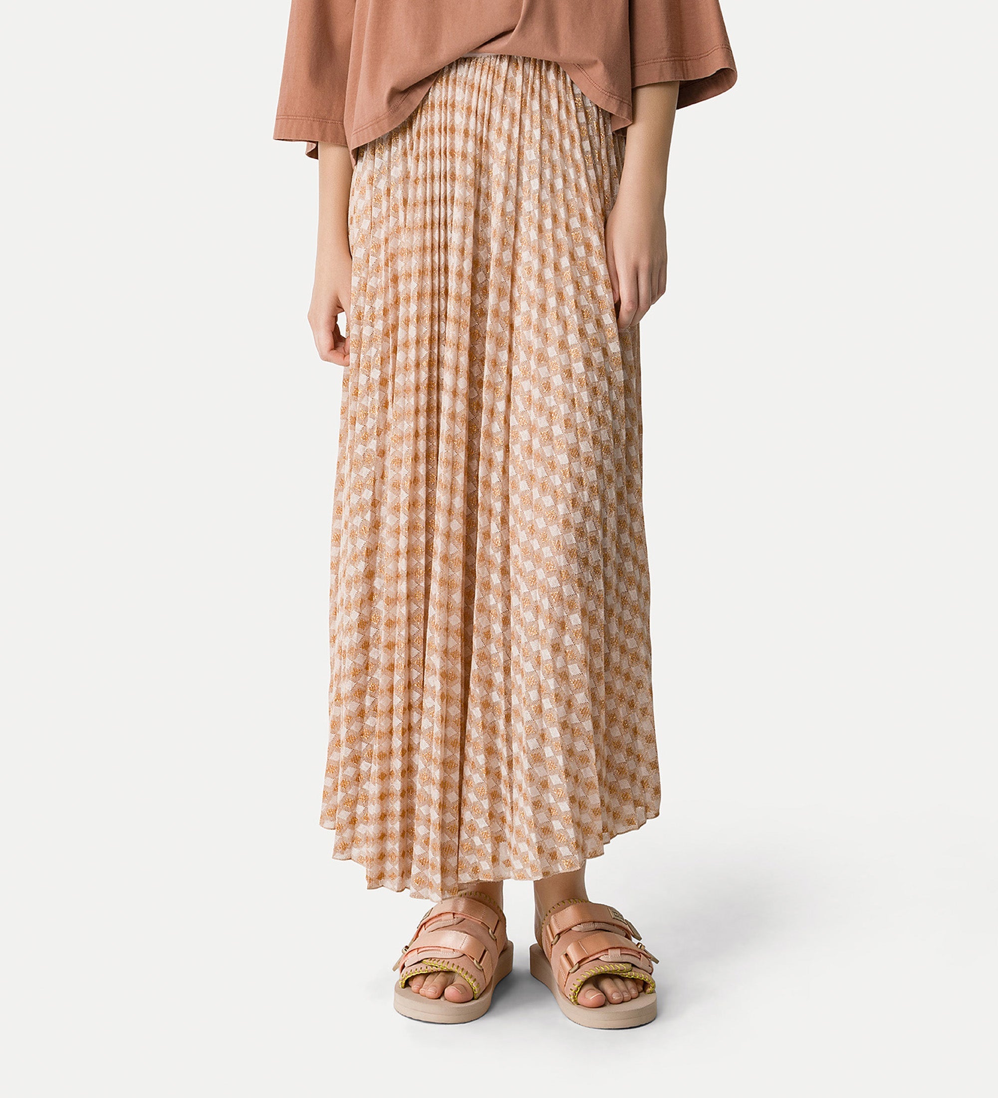 pleated skirt in diamond jersey pink