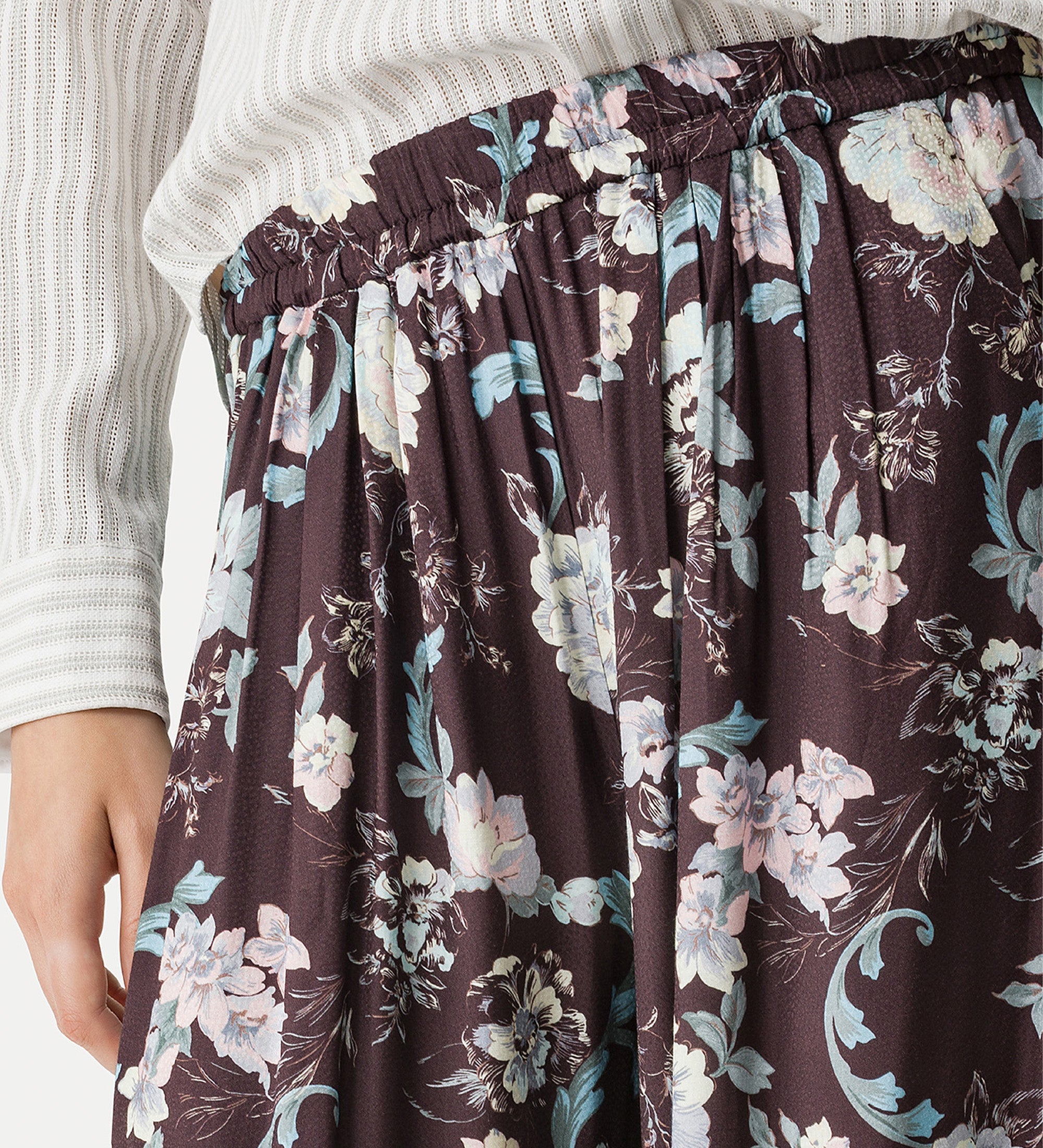 jacquard trousers “peonia my love” brown