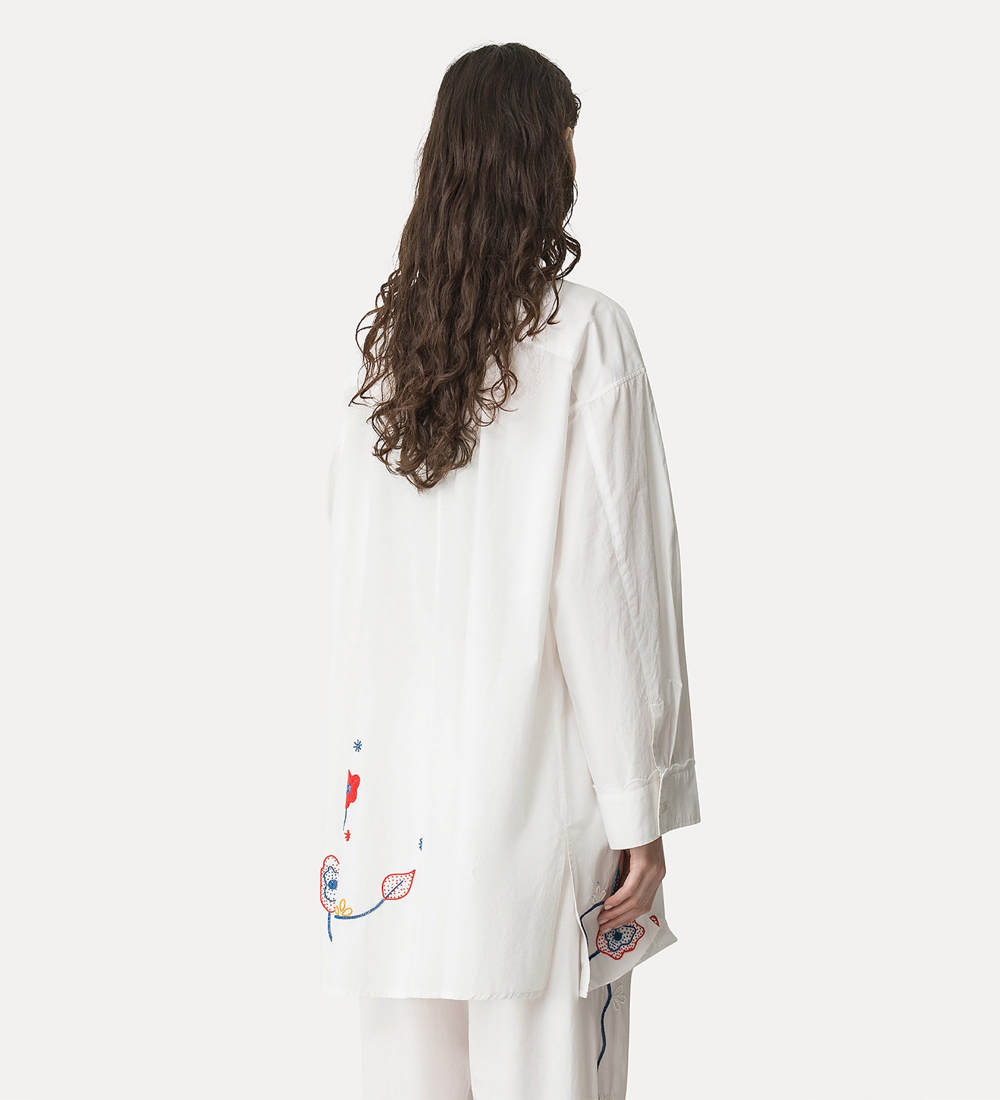 poplin shirt dress with “broderie en rêve” embroidery crystal