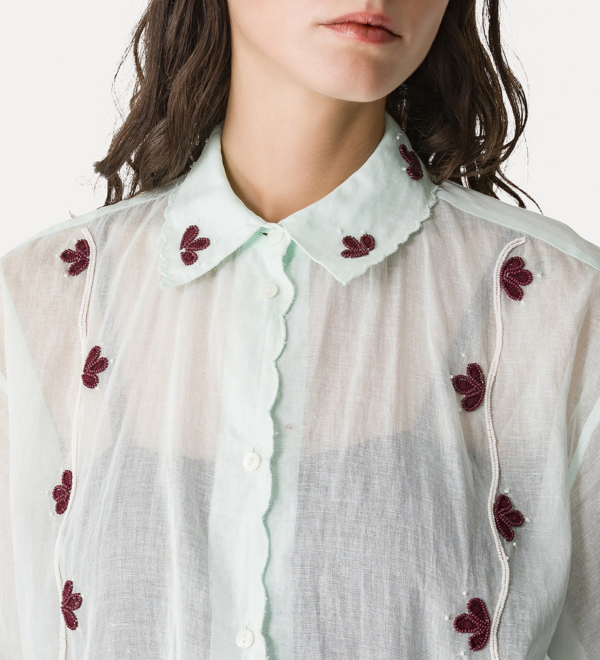 half—sleeve shirt with “broderie en rêve” embroidery plume