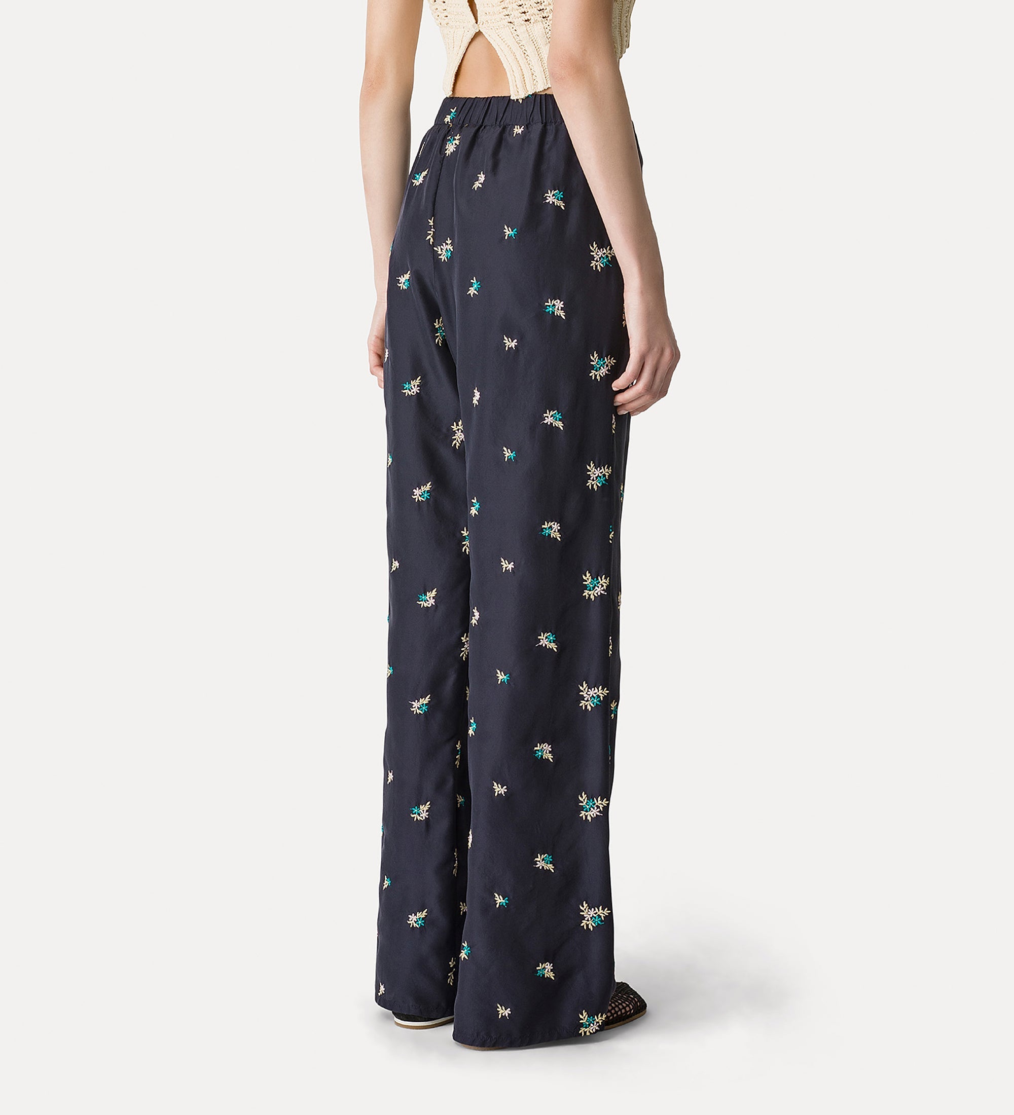 elegant trousers with “petites fleurs” embroidery midnight