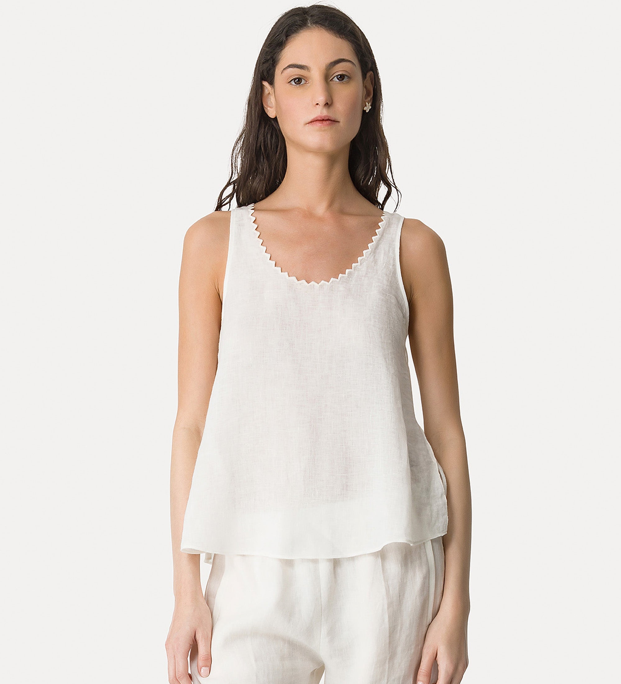 chic embroidered top crystal