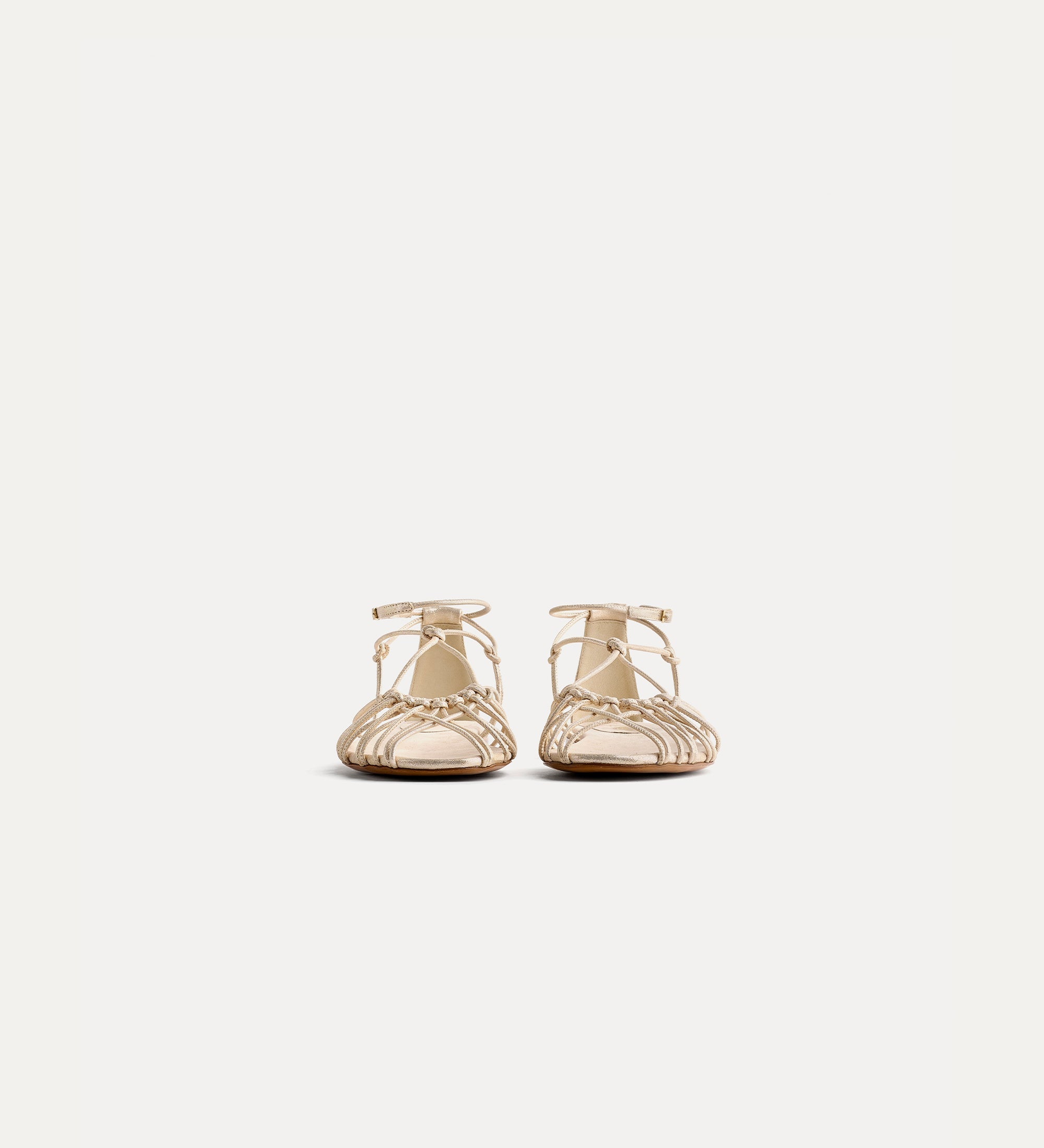 flat laminated sandals platino