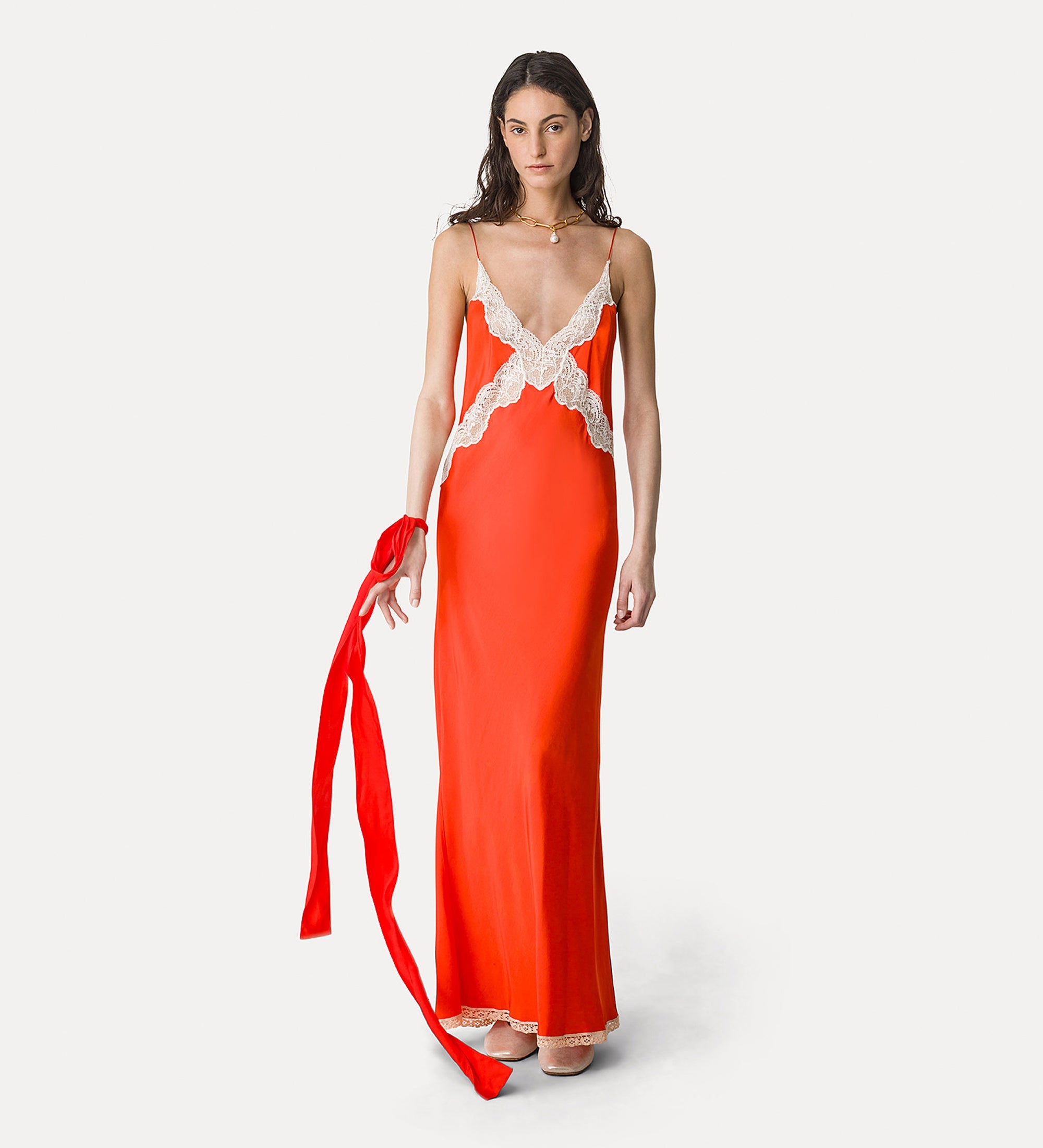 dress with lace inlays rouge