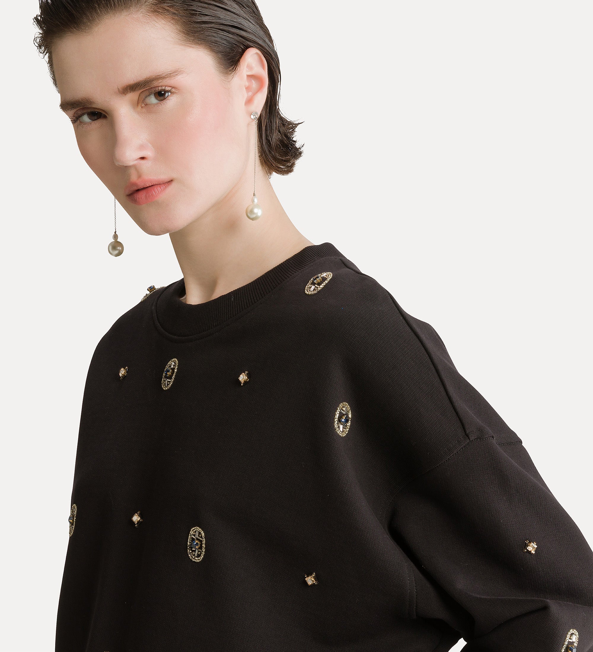 cotton crew–neck sweatshirt with “le club” embroidery notte