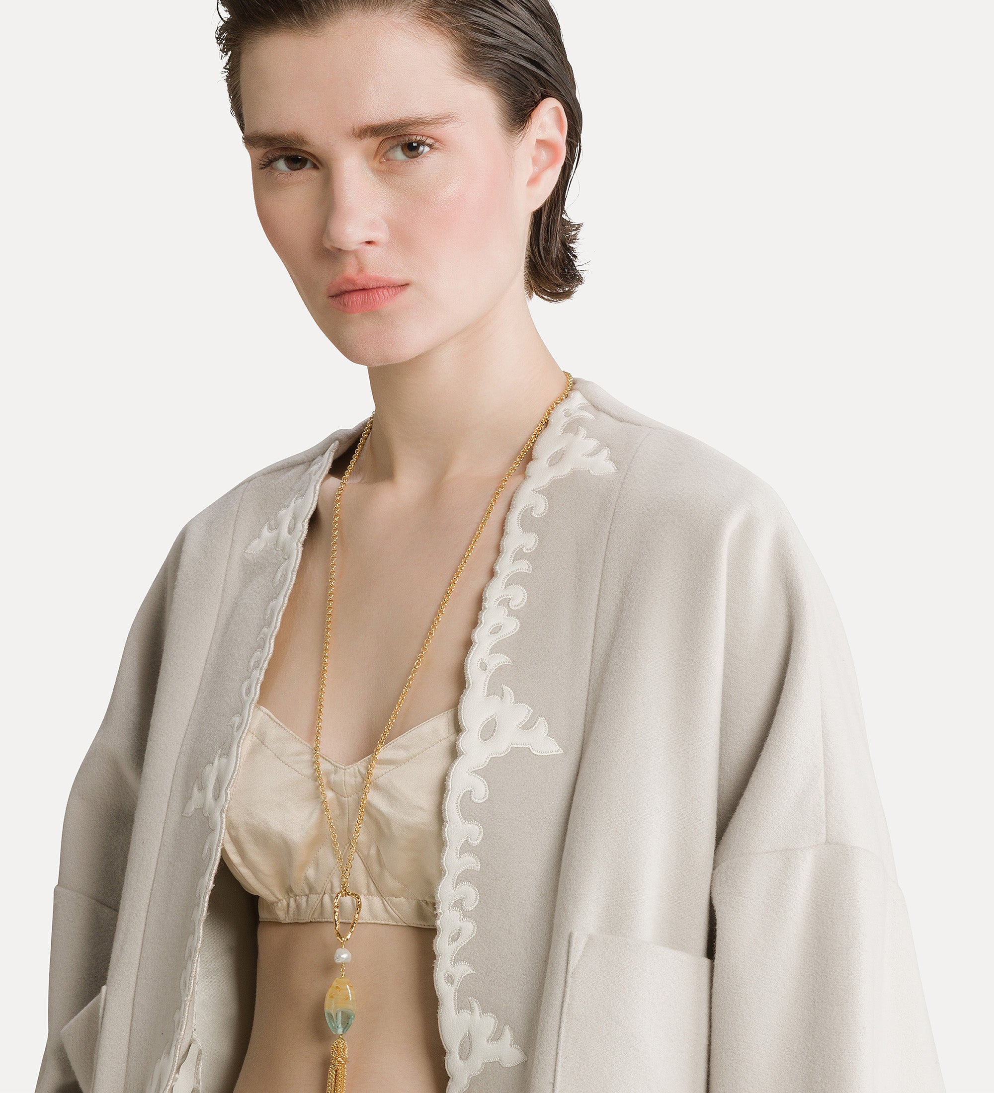 giacca kimono ricamata panno light lana calcedonio