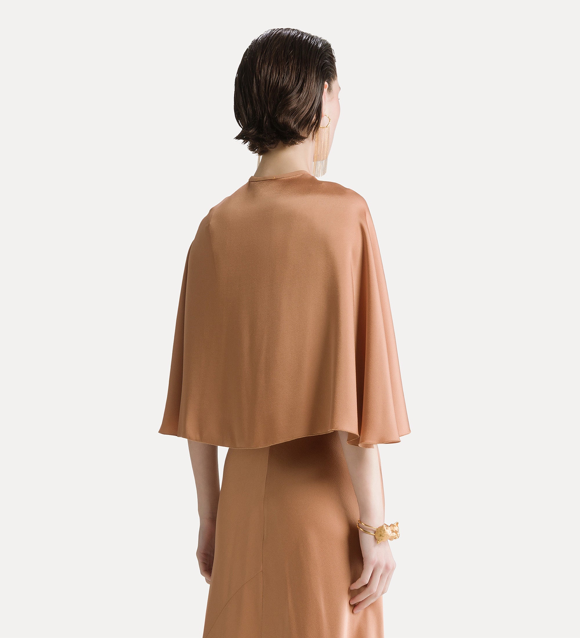 envers satin cape the