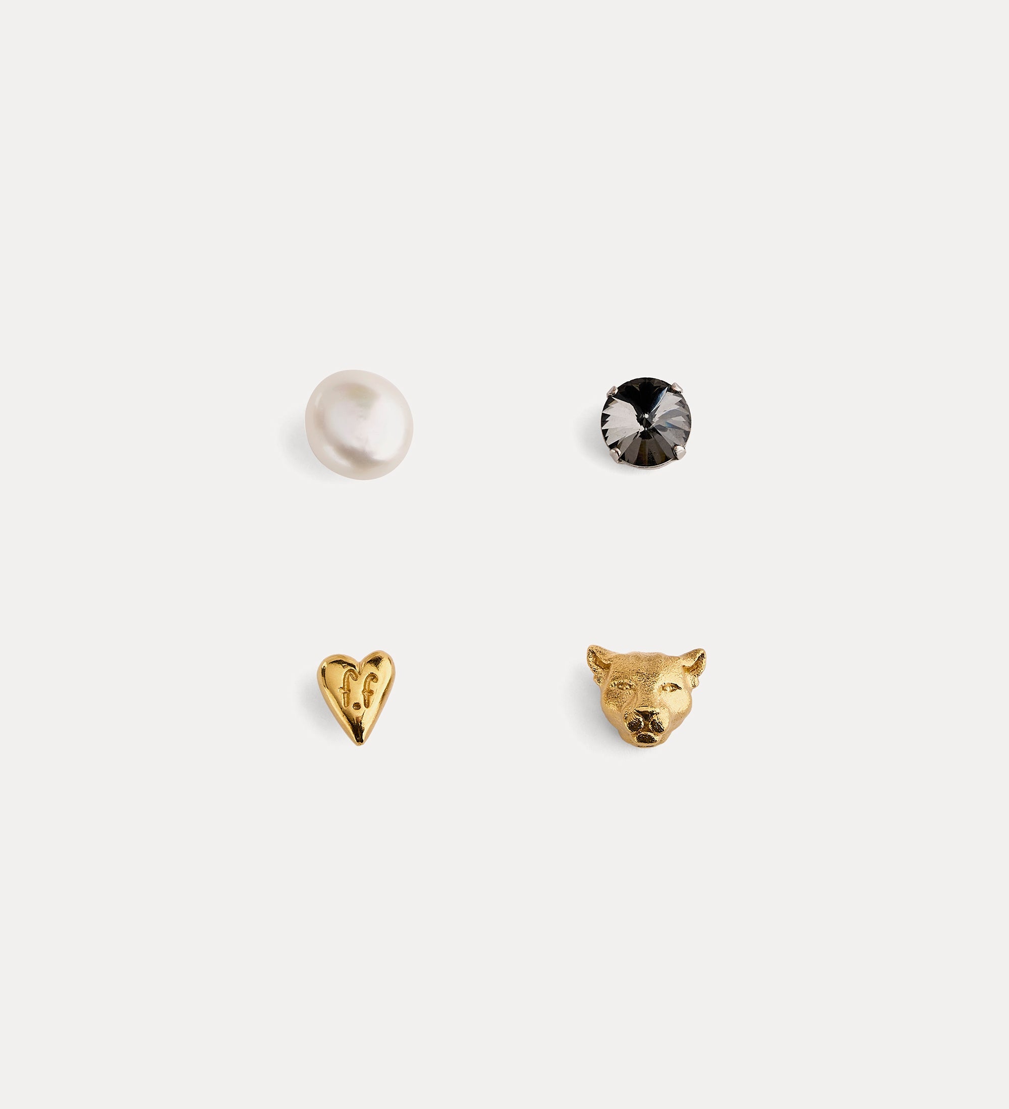 set 4 orecchini scultura puma