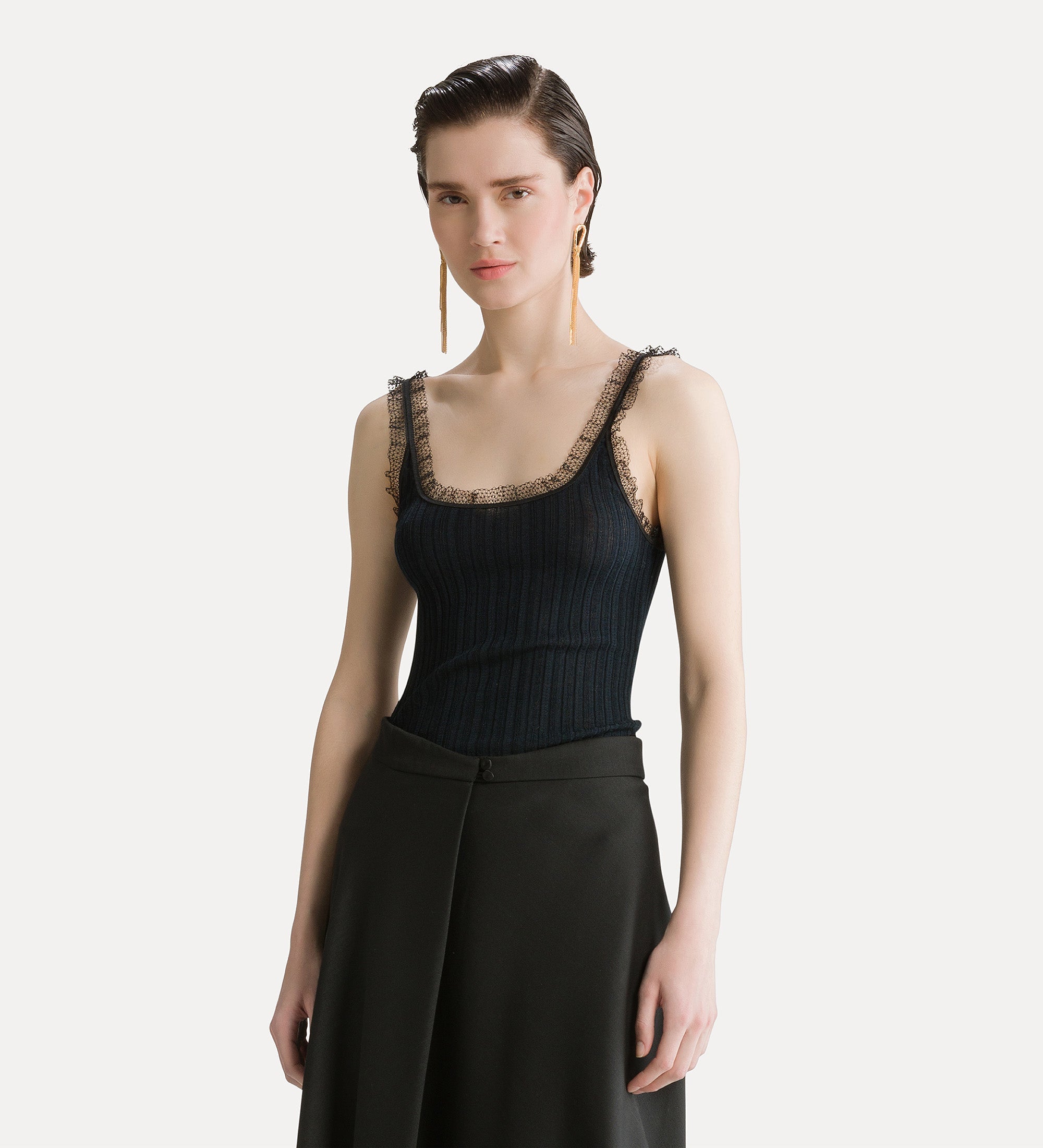 chic viscose and wool vest top notte