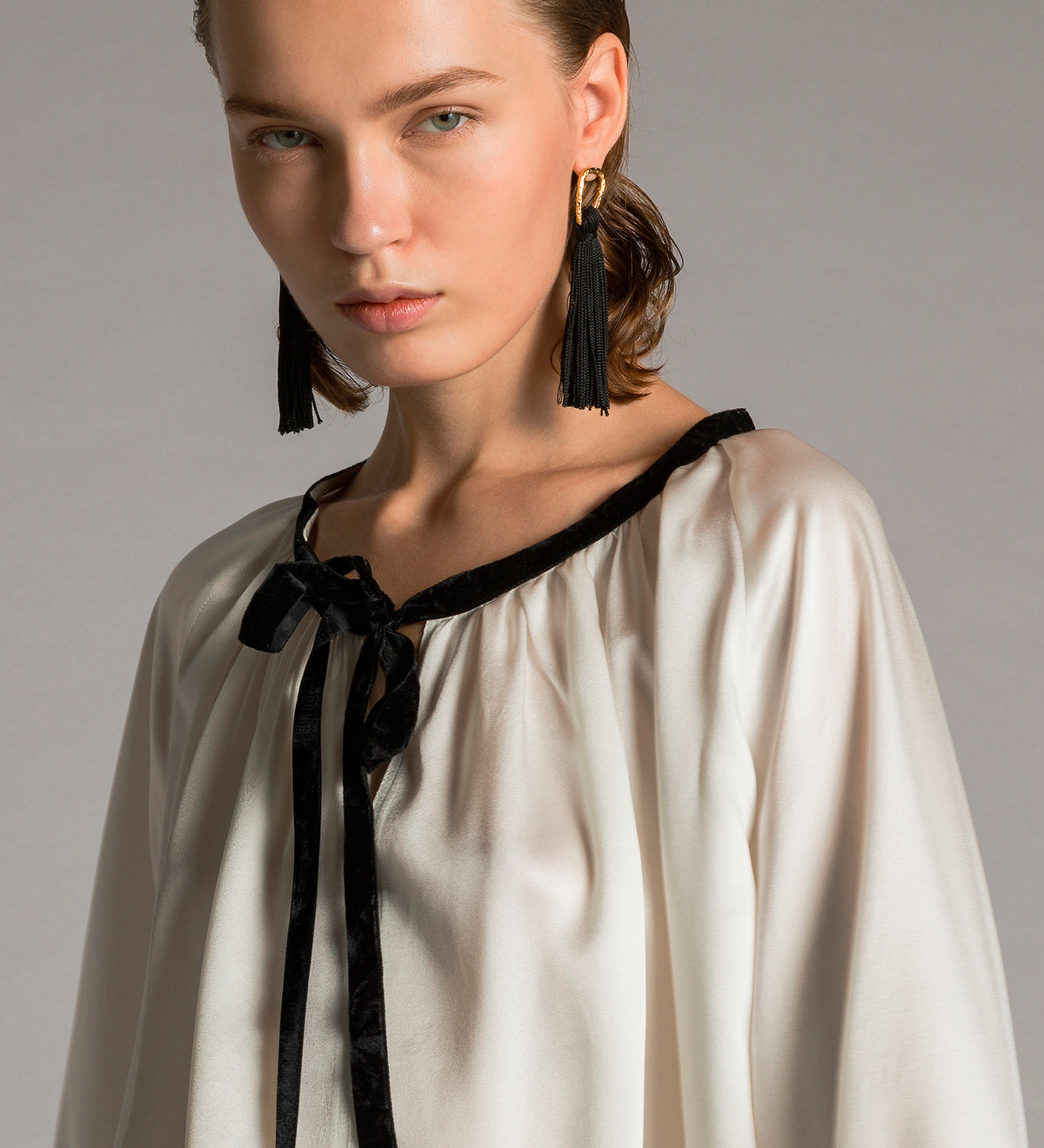 heavy silk satin blouse with a velvet bow diamond