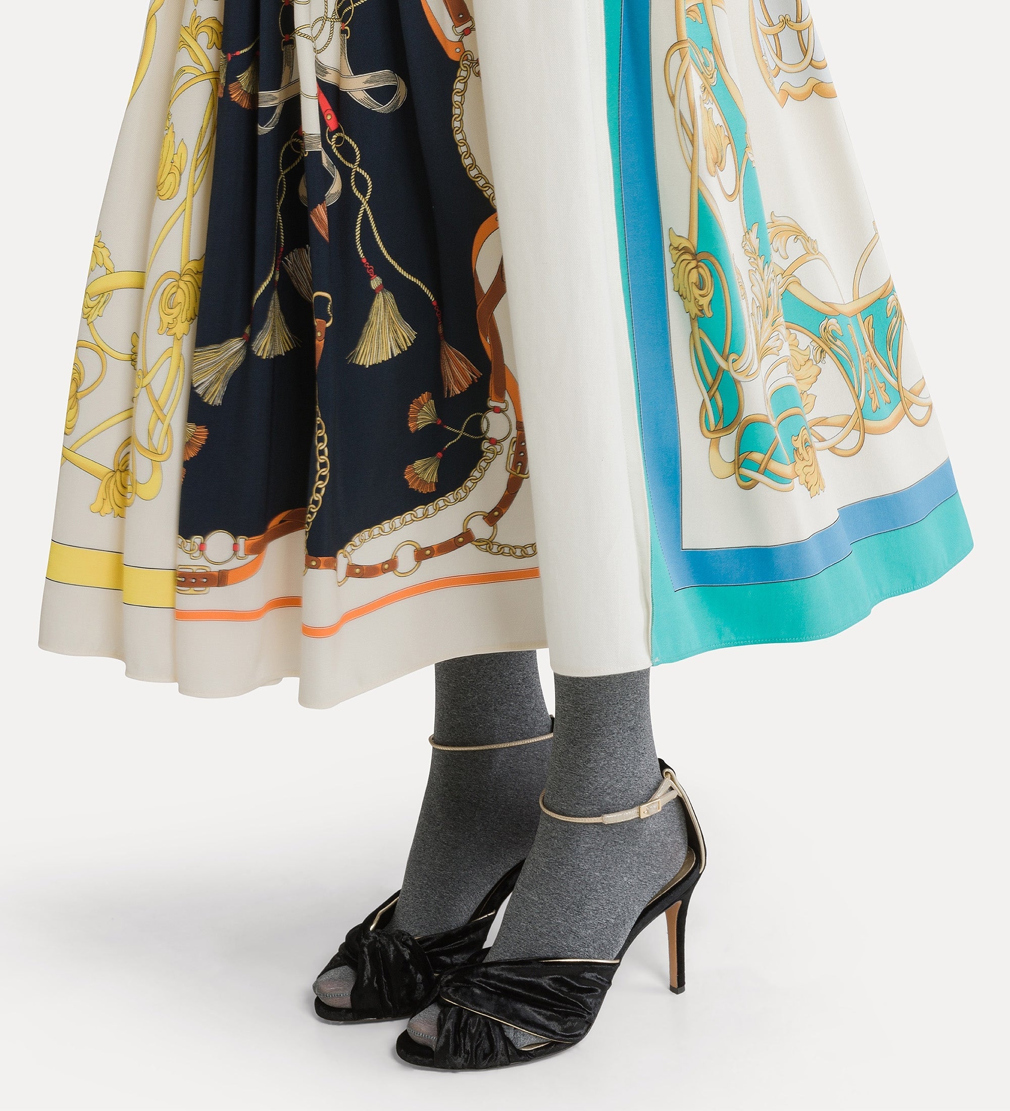 flared skirt with “the crown” placed print night