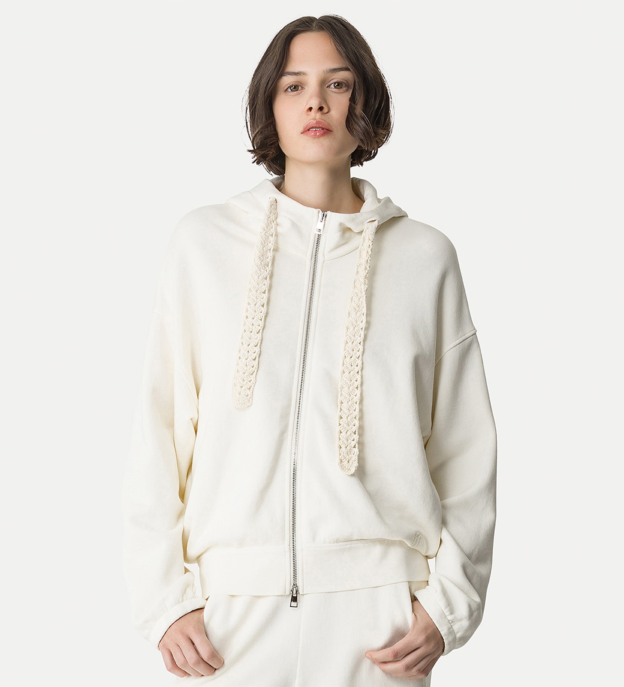 cotton sweatshirt with crochet laces latte | forte_forte