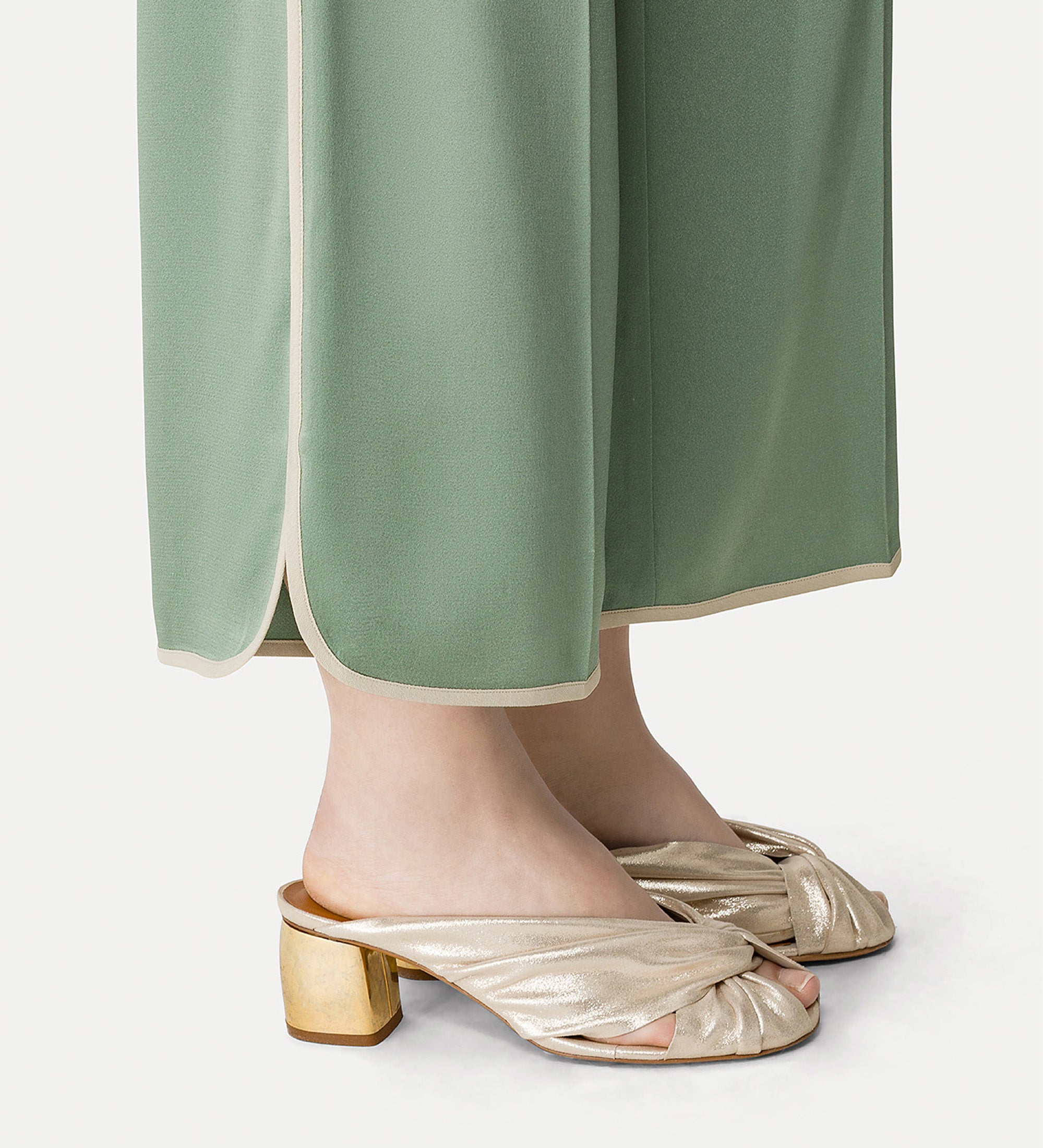 trousers in envers satin ecru