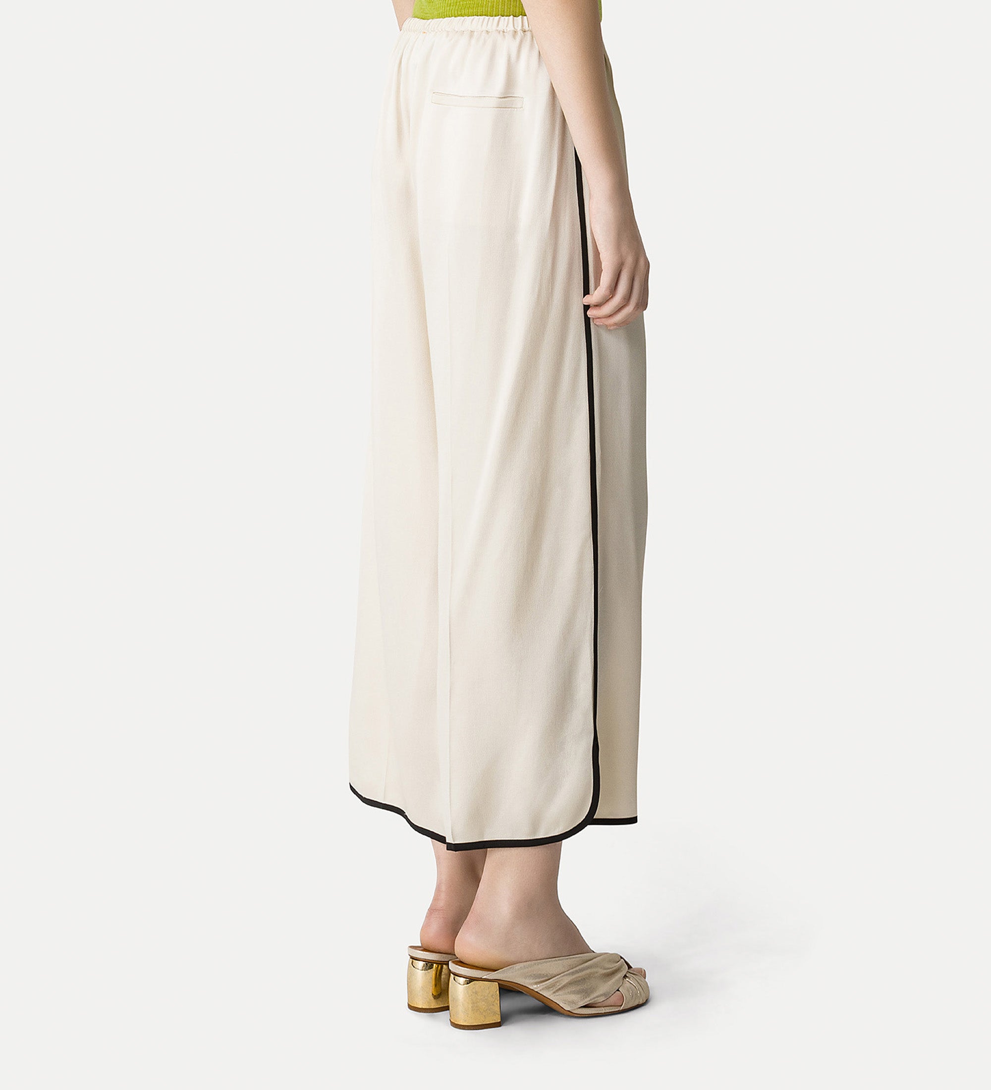 cropped trousers in envers satin white