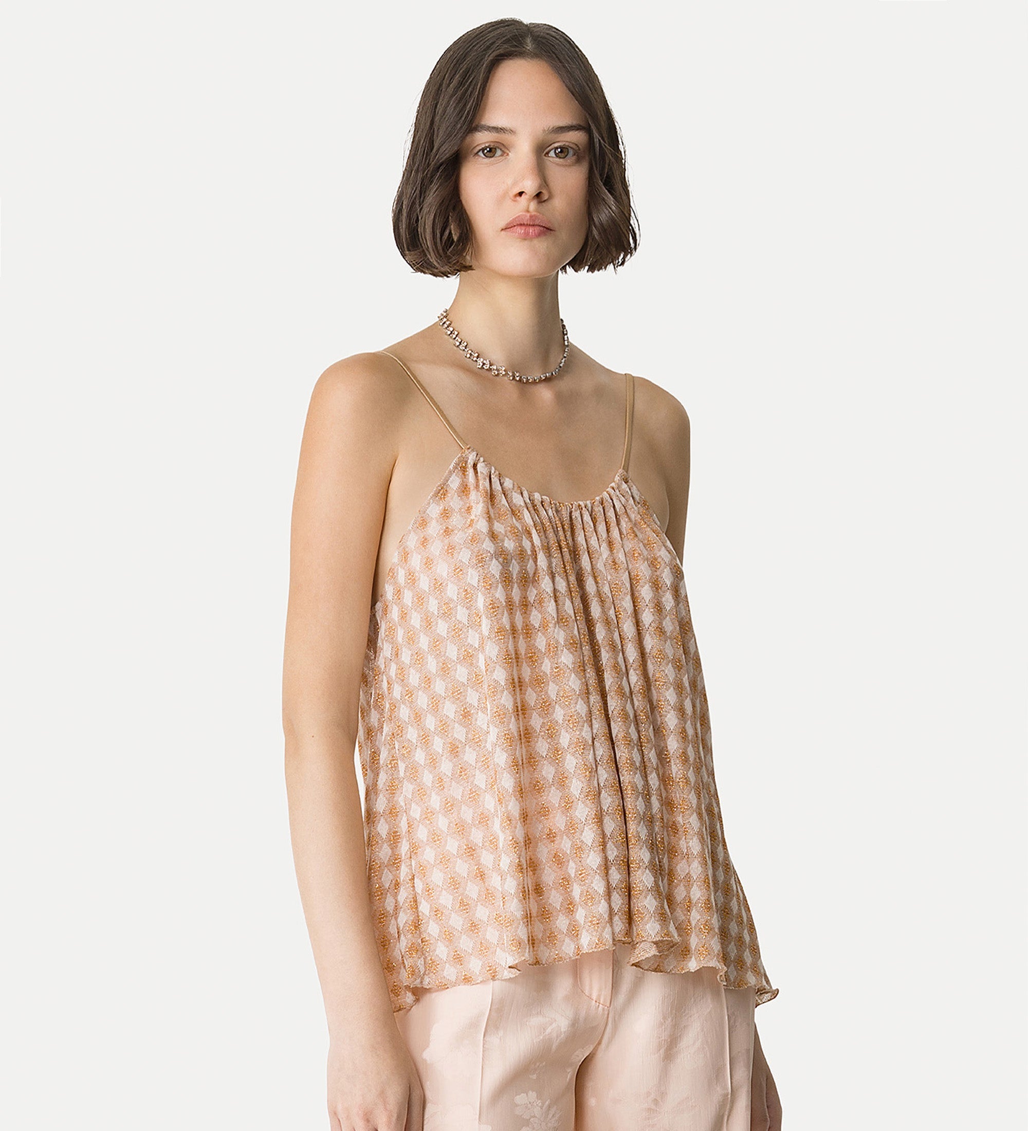 elegant top in diamond jersey pink