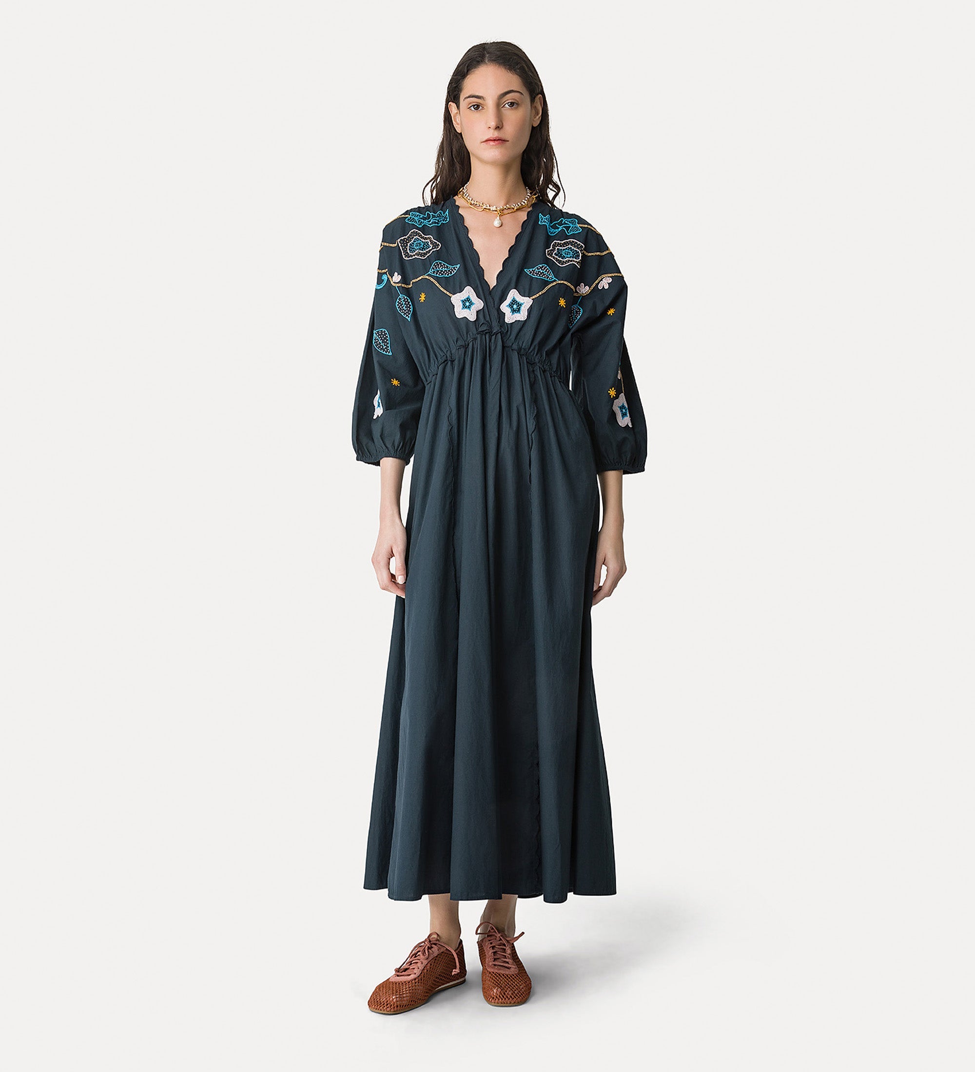 poplin dress with “broderie en rêve” embroidery midnight