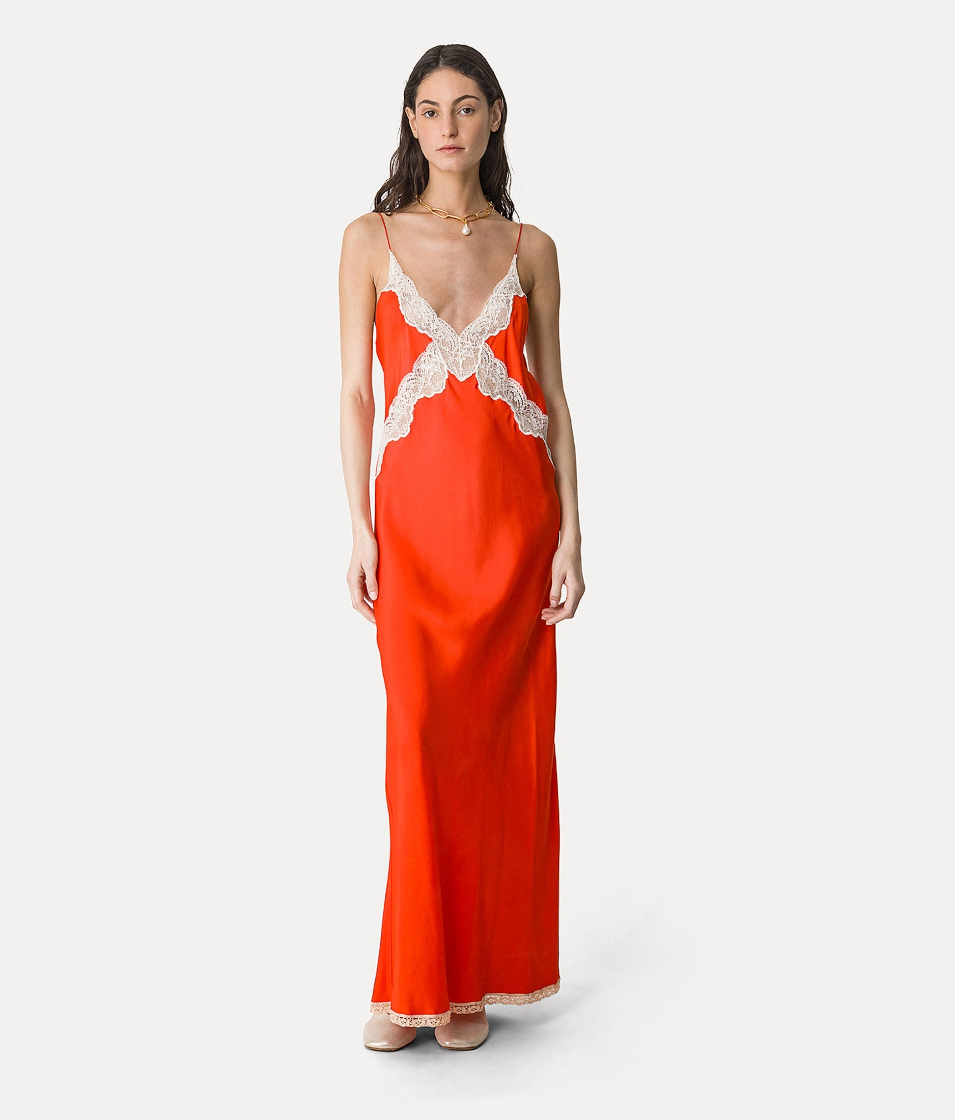 dress with lace inlays rouge