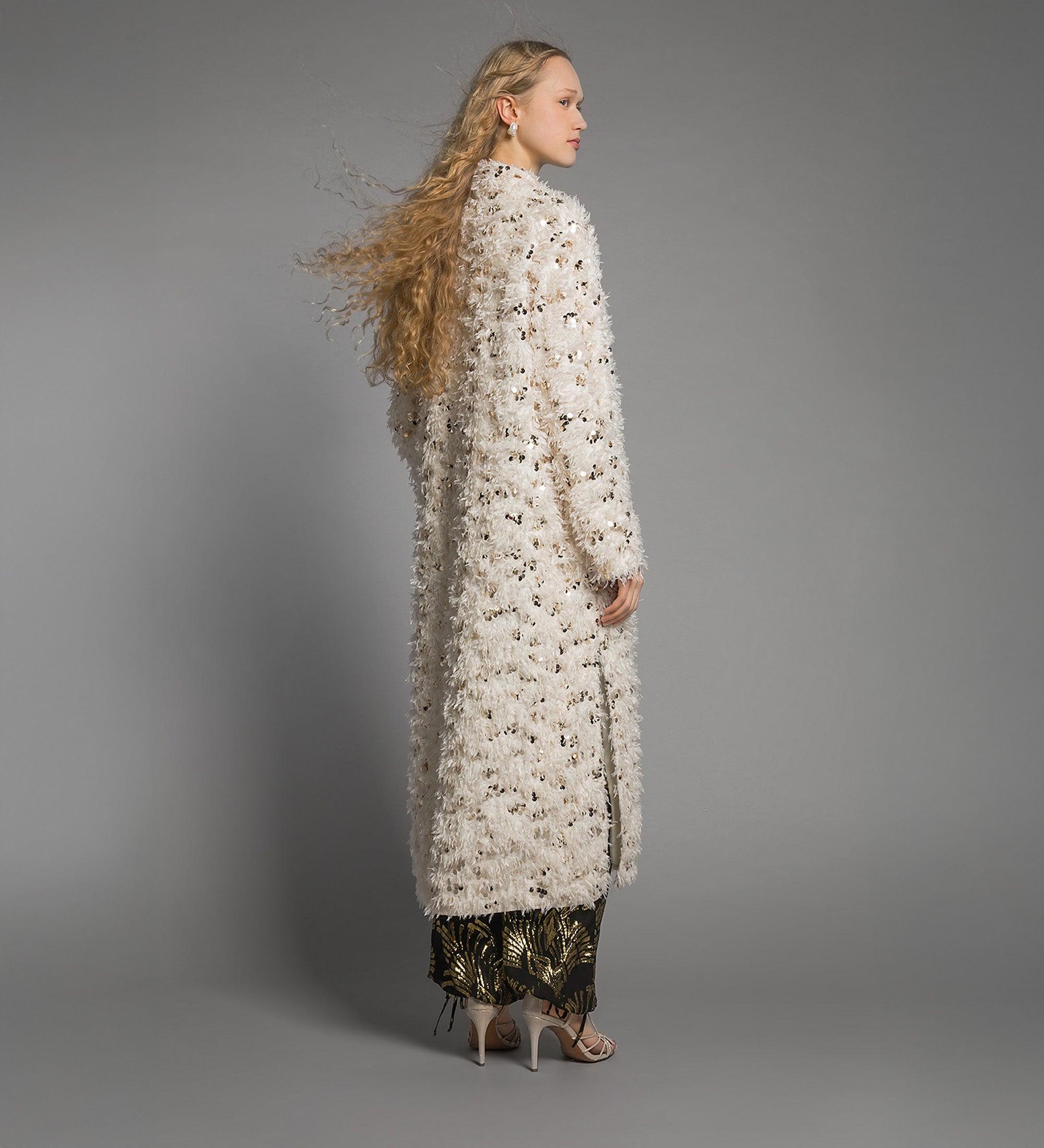 eco—marabou faux—fur coat with golden sequins Avorio