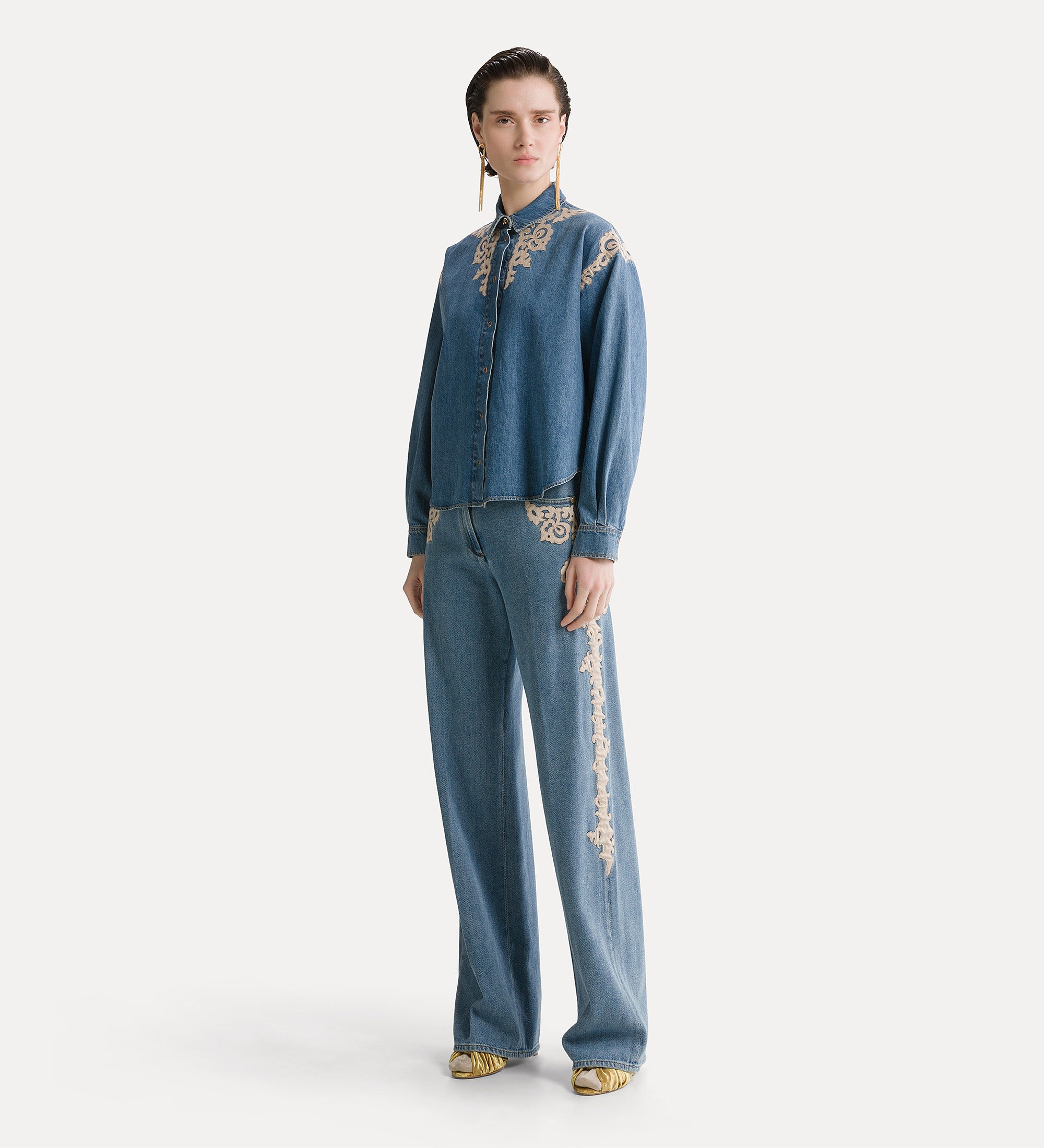 camicia boxy ricamata twill indigo celeste