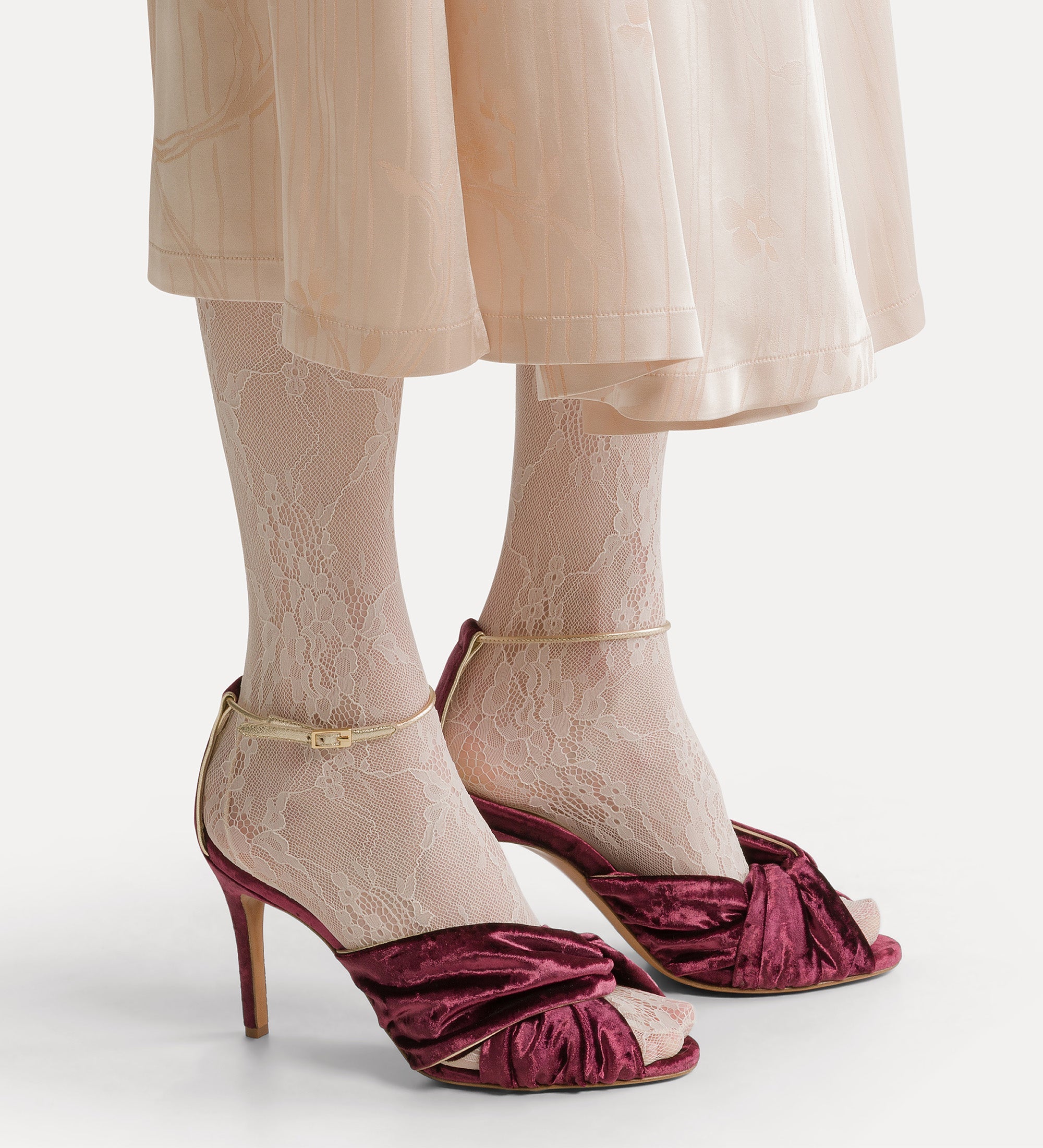 velvet criss–cross sandals with high heels ruby