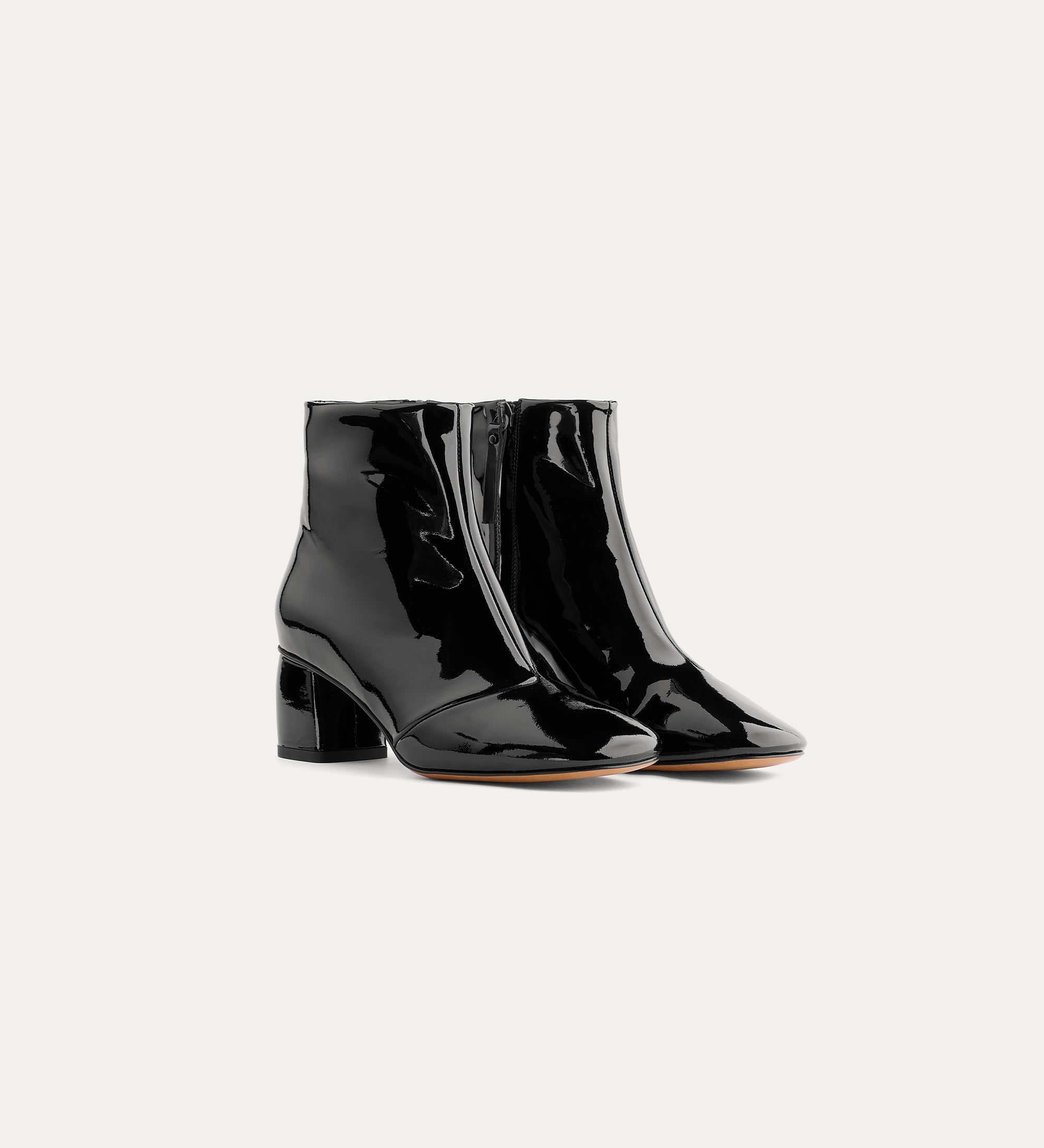 “my alma”  patent–leather ankle boot nero
