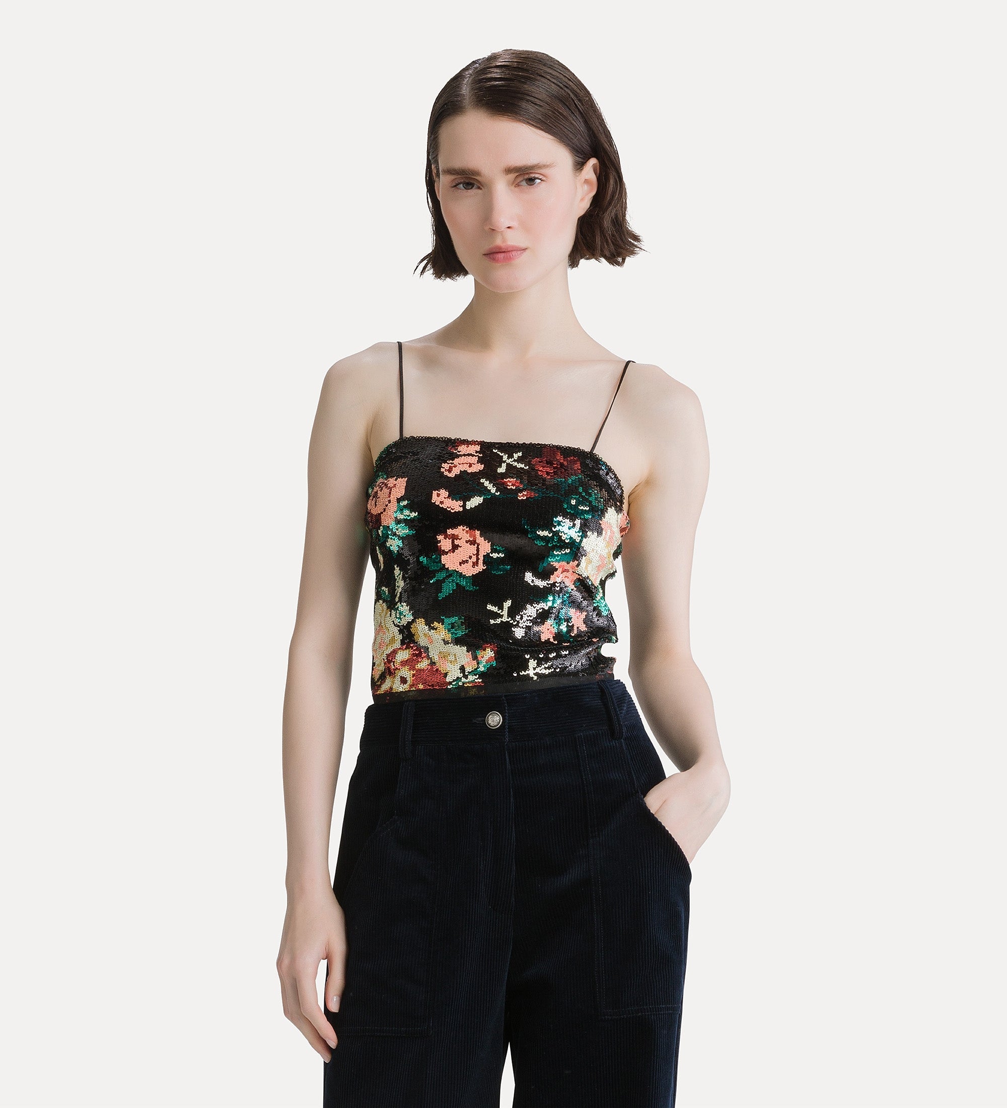 top with “the queen's garden” sequin detail bouquet