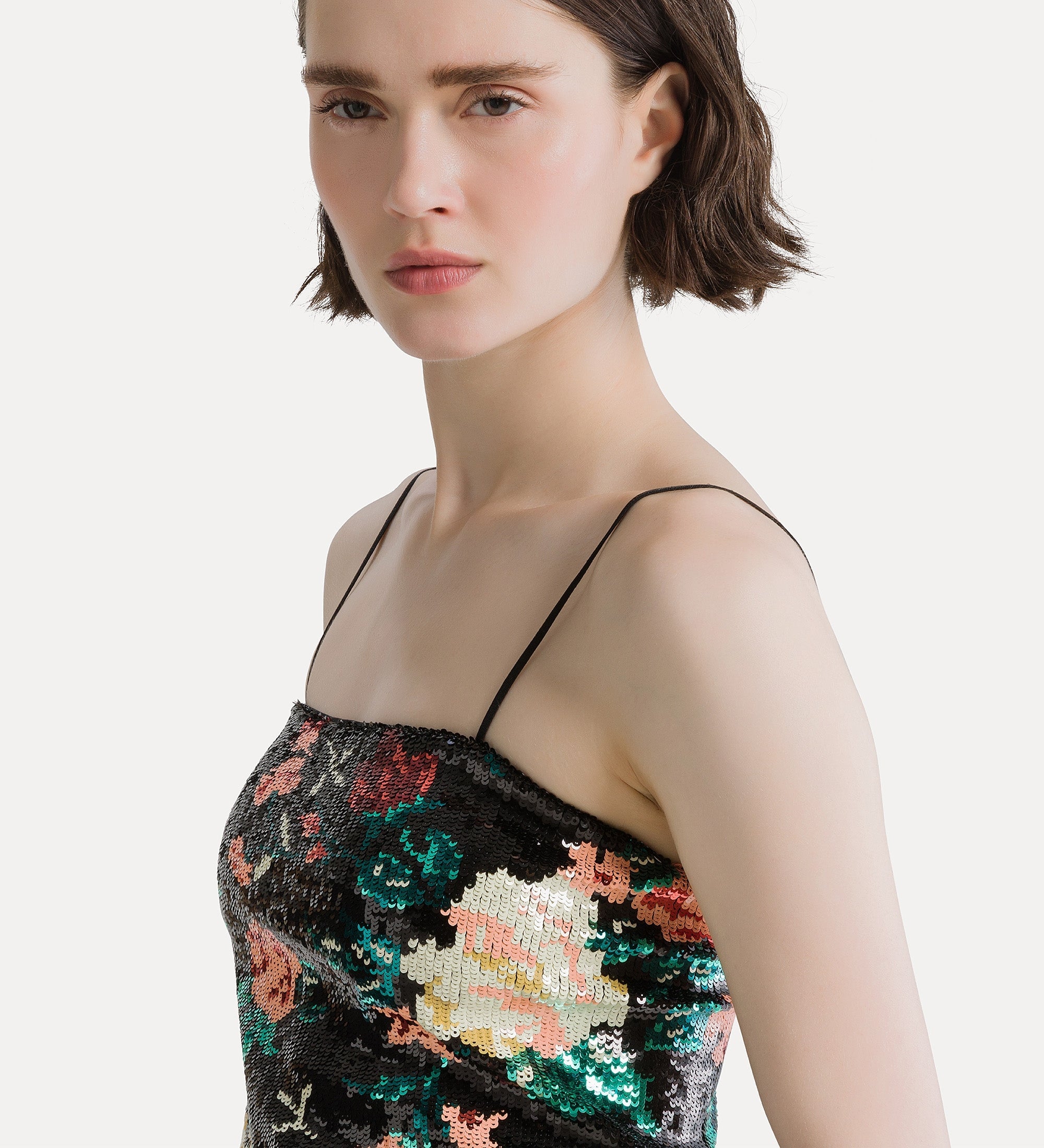 top with “the queen's garden” sequin detail bouquet