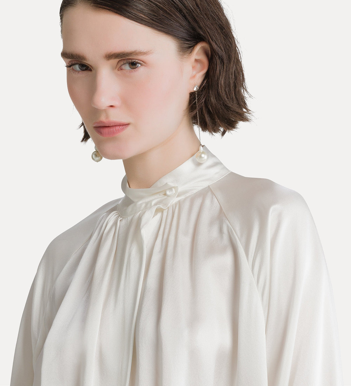 silk satin dress with a plissé-pleated tulle skirt diamond