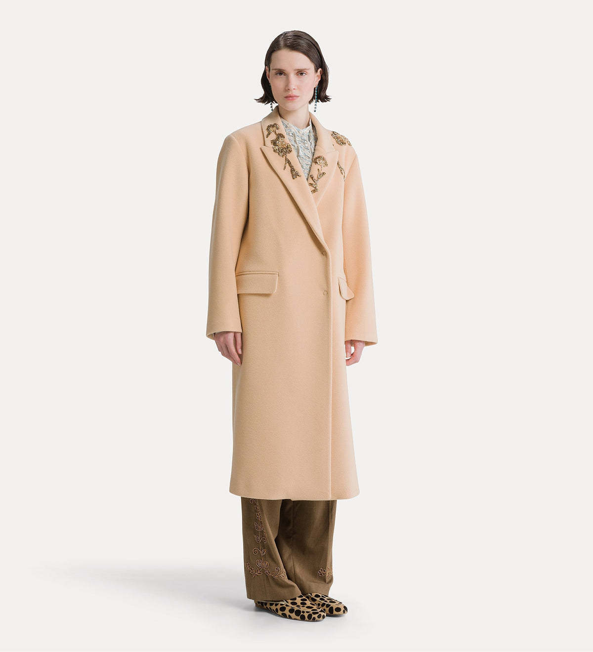 cappotto lungo con ricamo a mano “heart majestic” cream