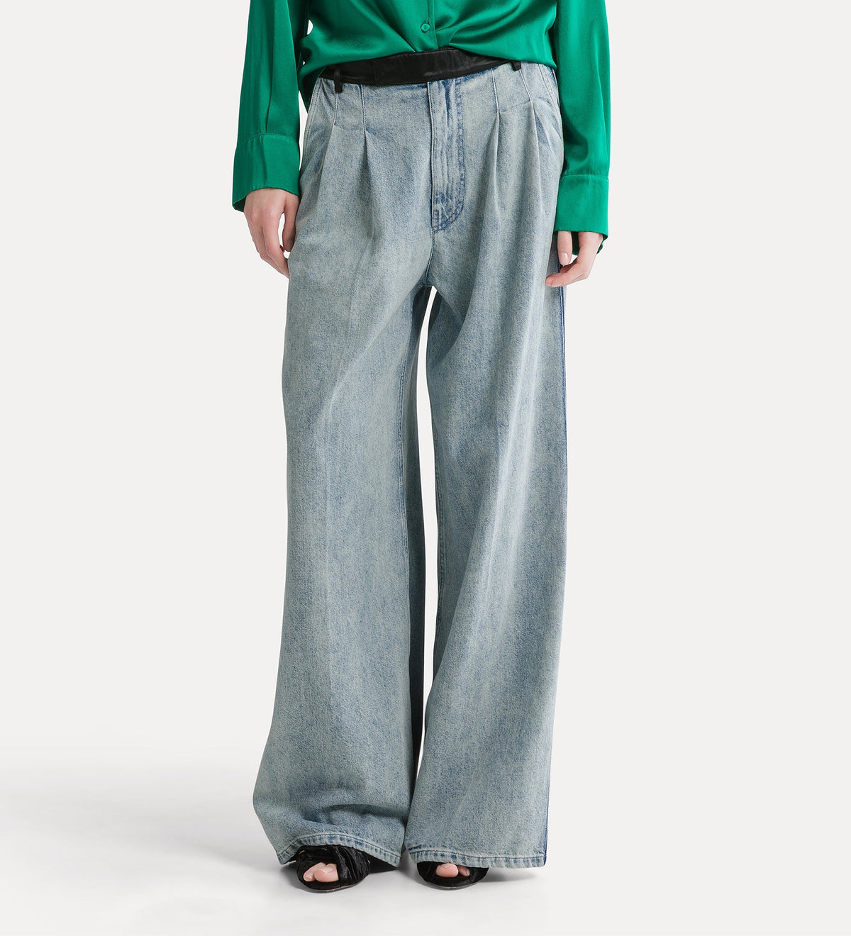 denim trousers with darts and a satin waist grey