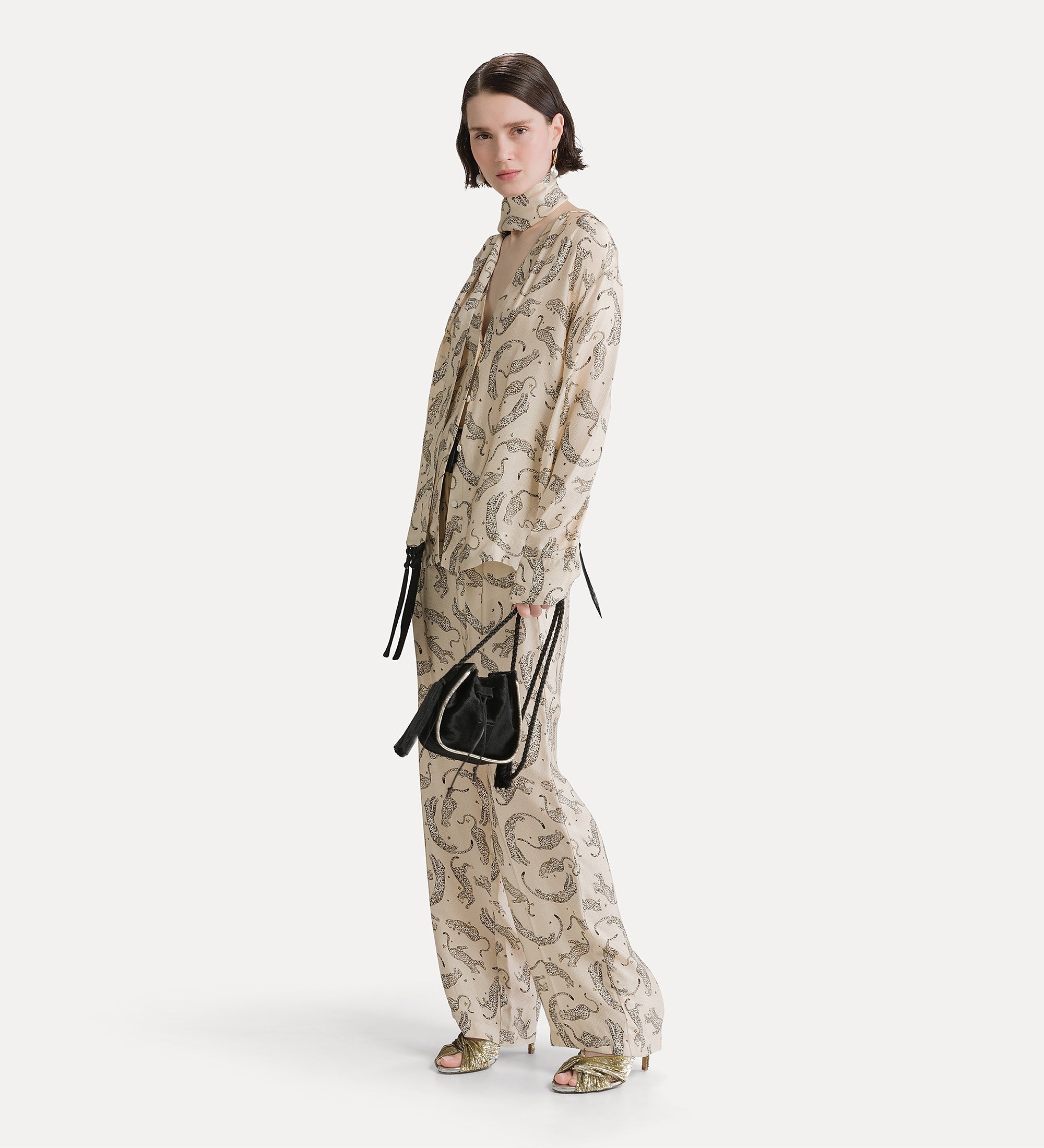 pantalon avec cordon de serrage en satin “ royal leopard ” ivory