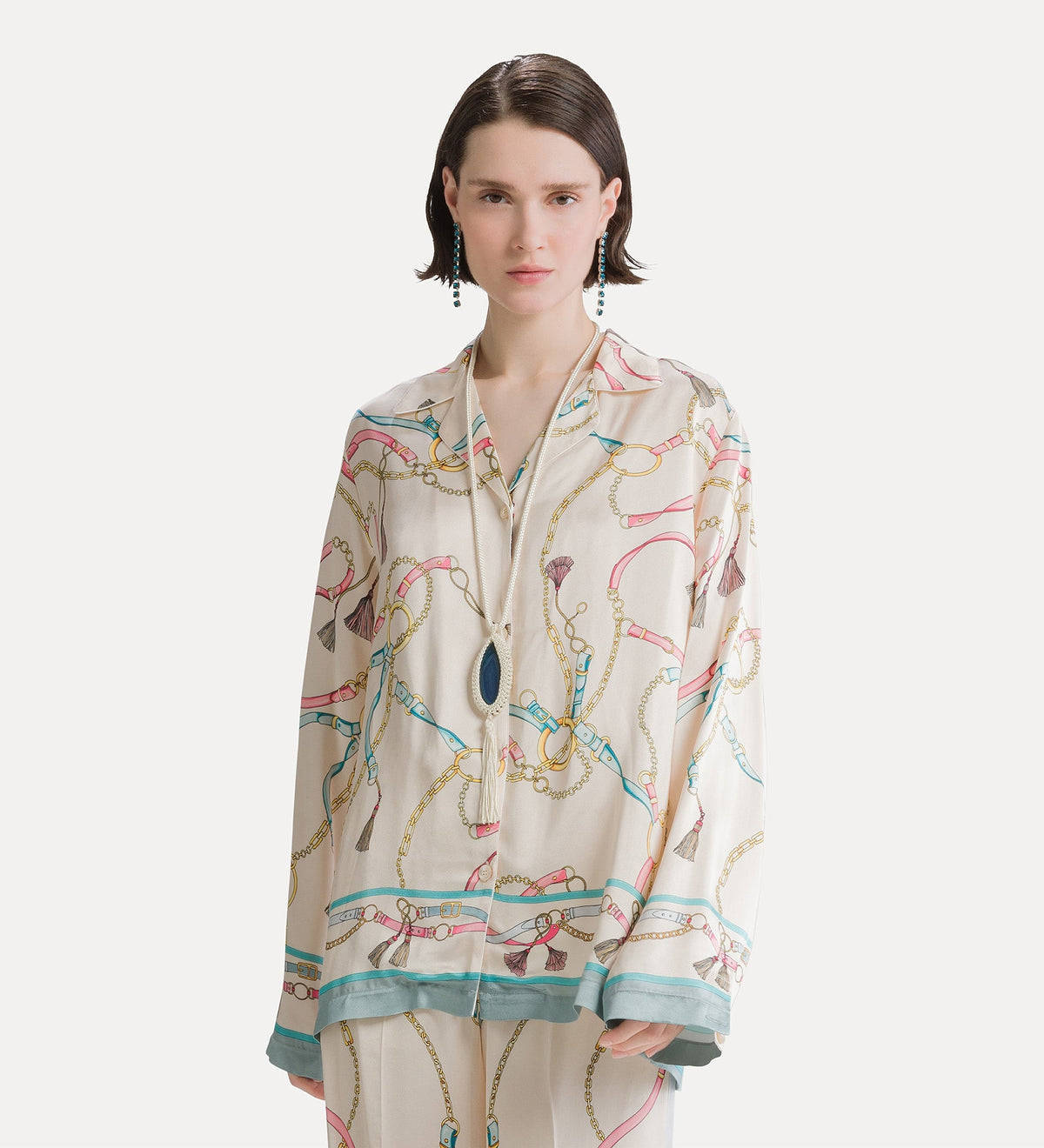 pyjama shirt with “the crown” placed print ivory