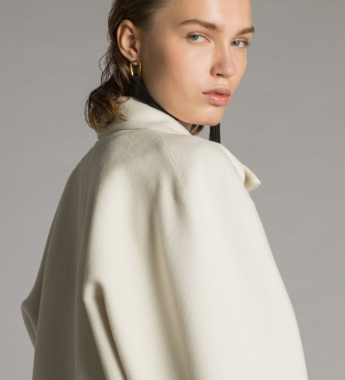 cappotto lungo doppiopetto stile cappa diamond
