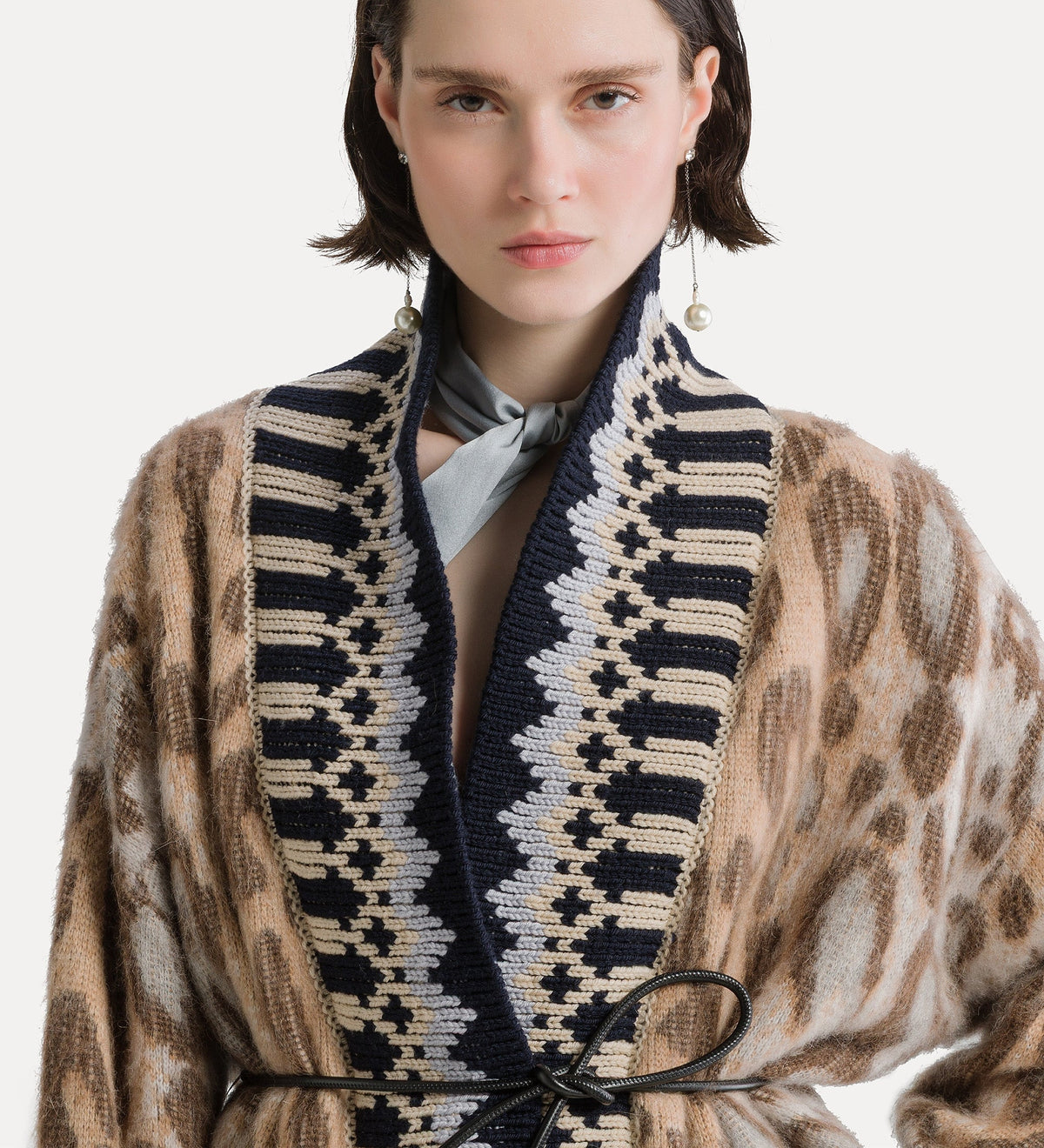 cardigan jacquard in misto alpaca “the brit leopard” gold