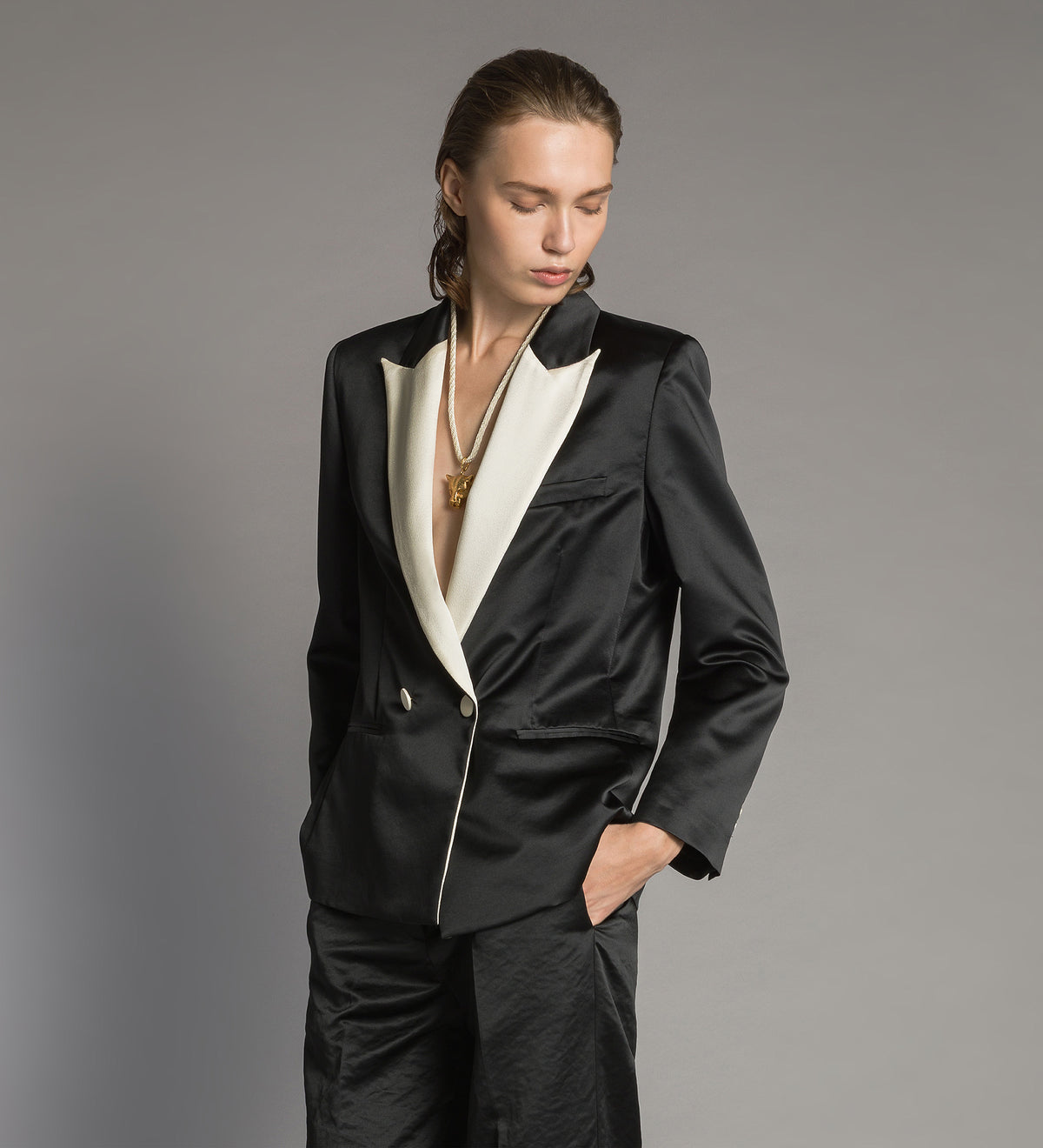colourblock duchesse tuxedo jacket black